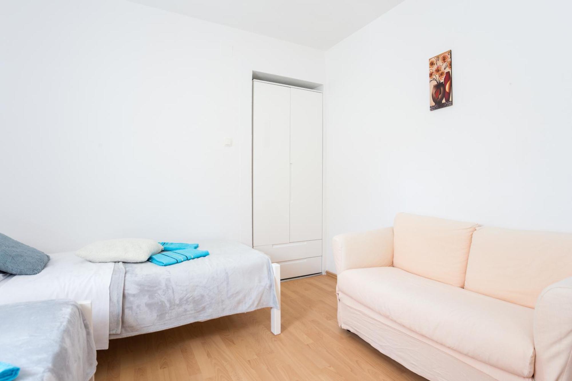 Appartement Family Friendly With A Swimming Pool - 21026 Split
