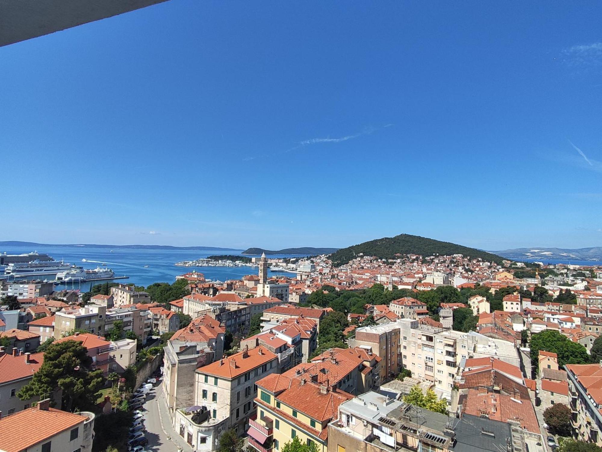 Astonishing View Apartment