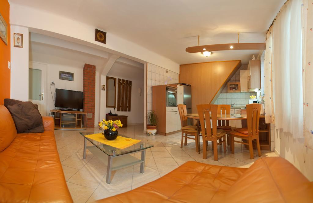 Apartment Centar Palace Split
