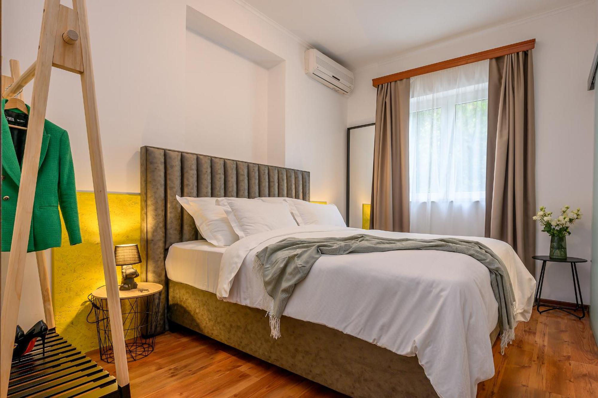Yellow House With Private Parking Gasthof 4*
