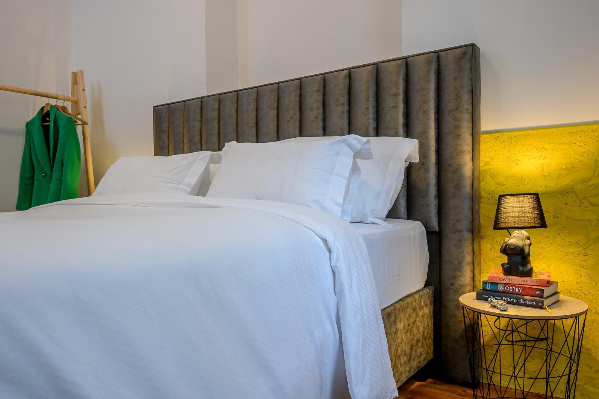 Guest house Yellow House With Private Parking 4*