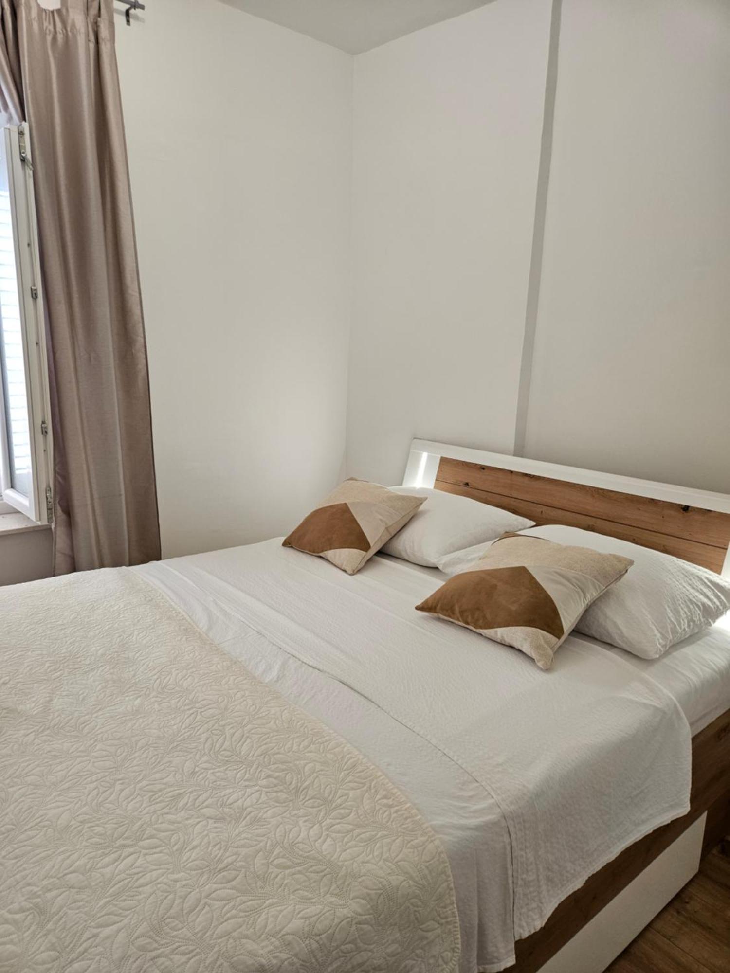 Apartment Marin