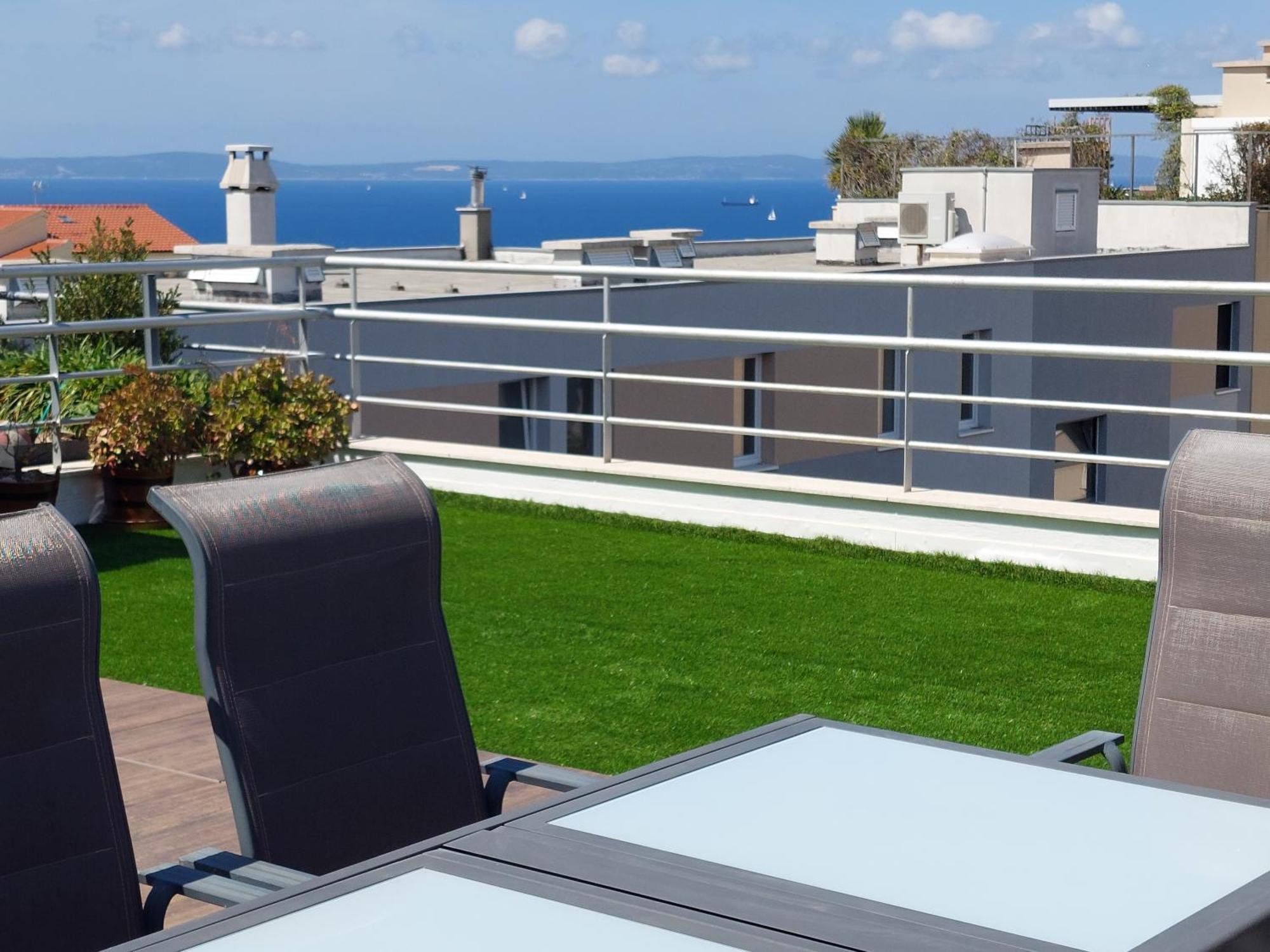 Apartment Penthouse Znjan *