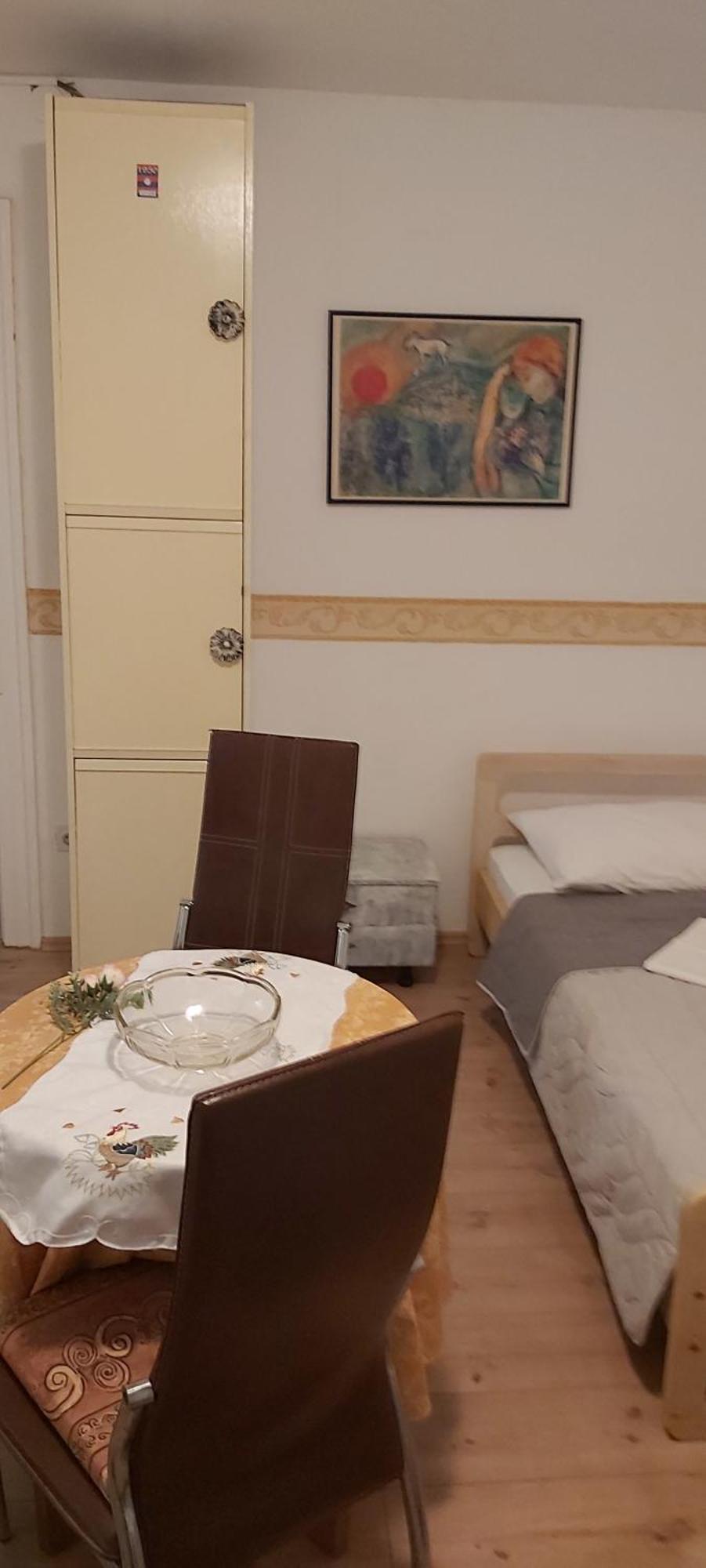 Room-ivann