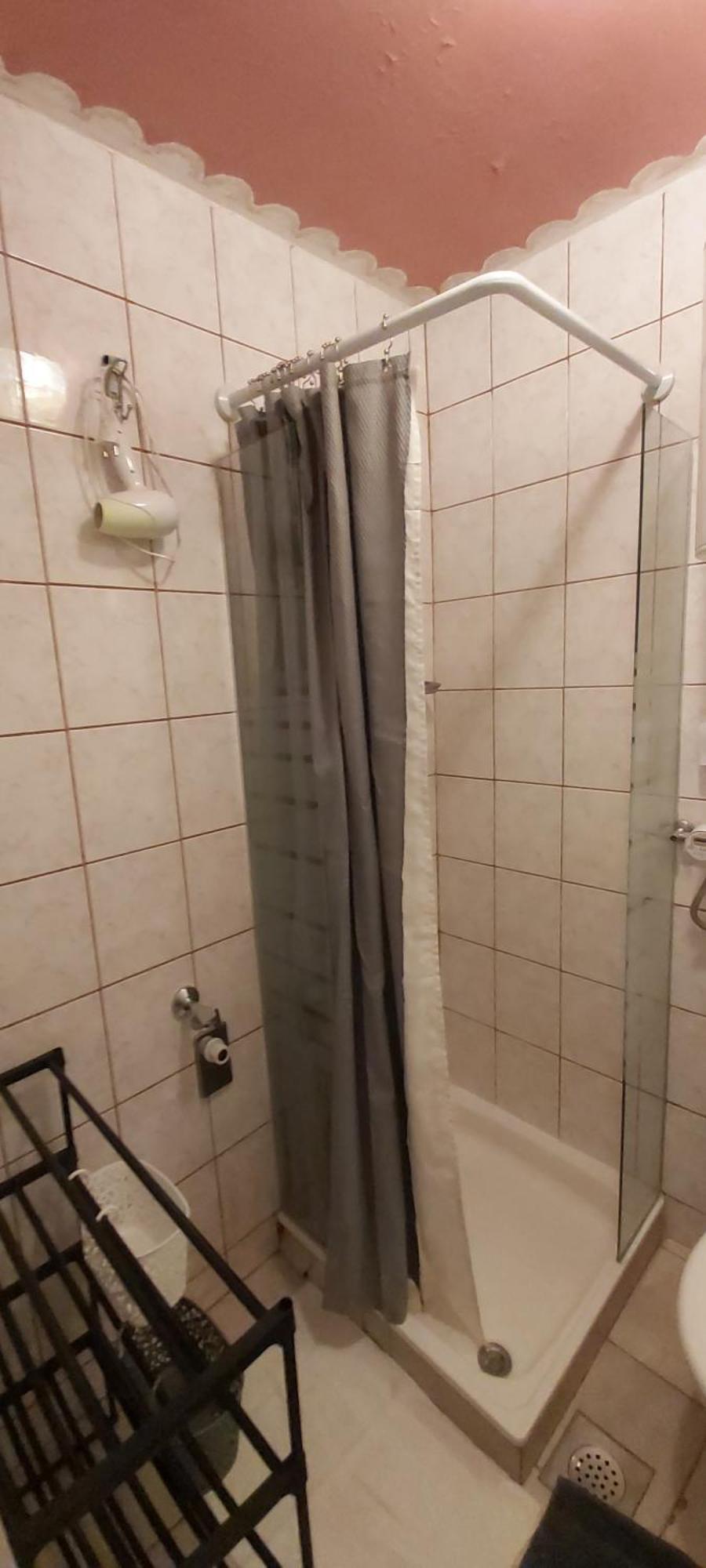 Albergue Room-ivann *