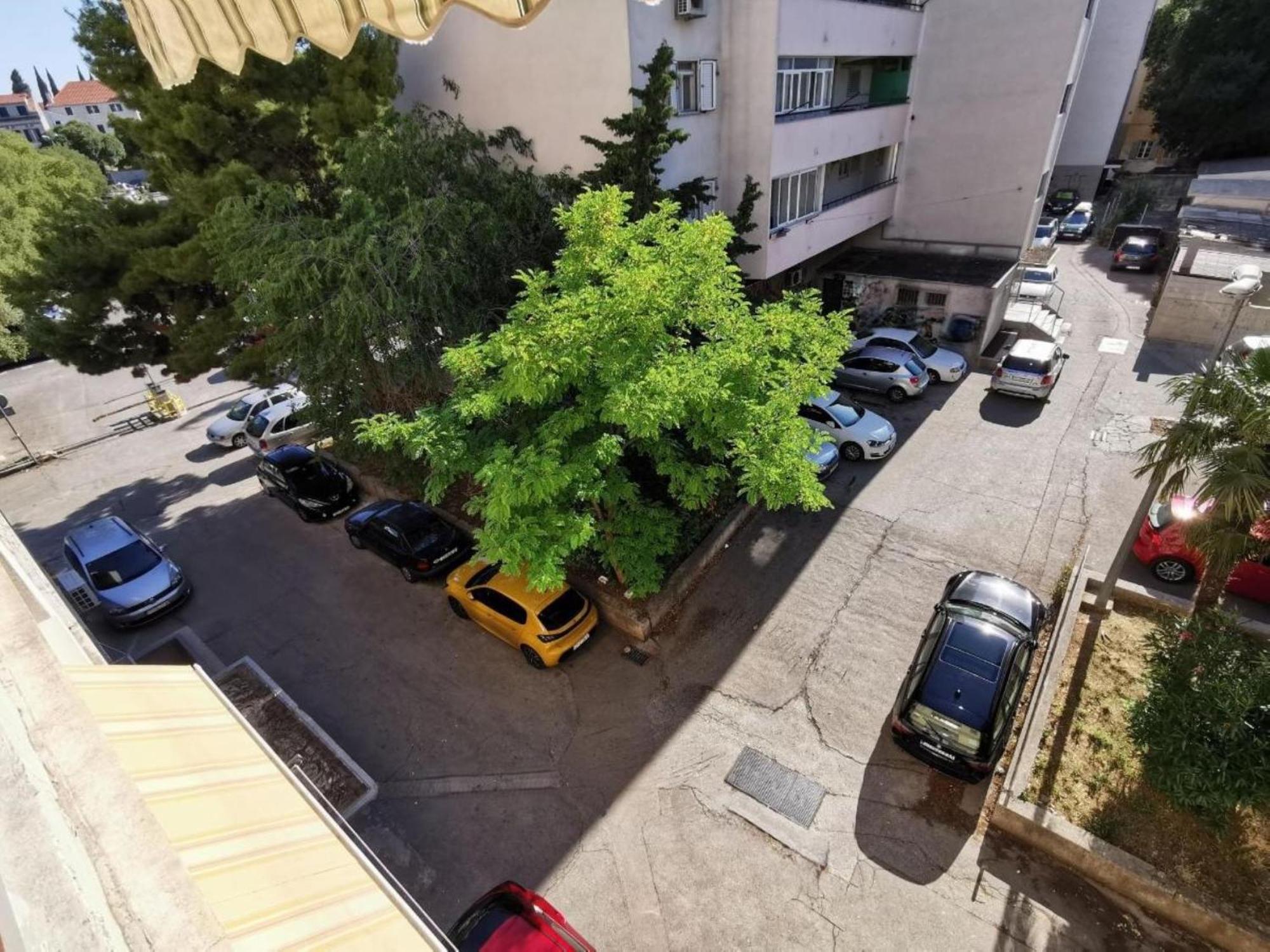 Apartment Luxury Galant 2 *