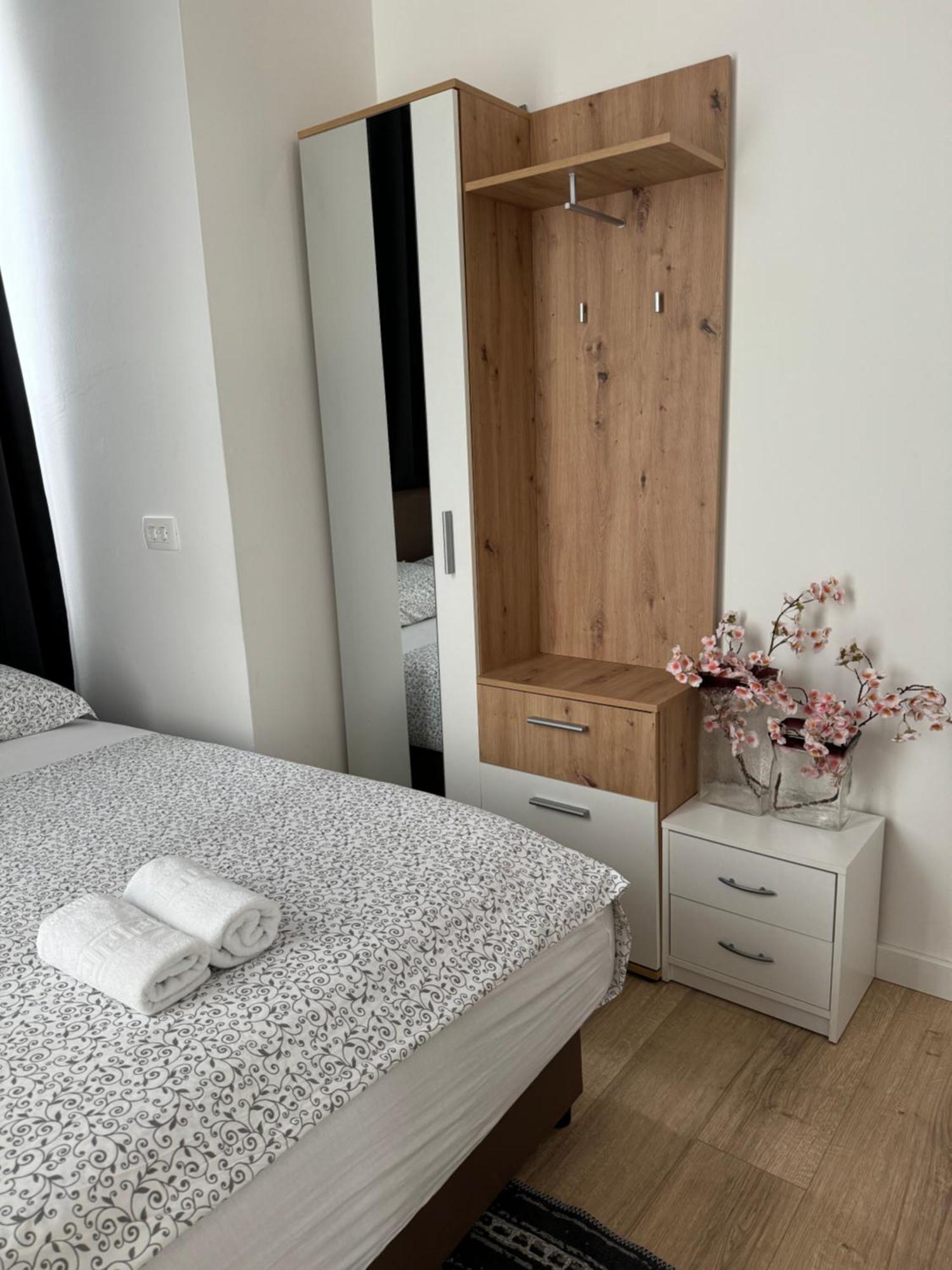Apartman Two Bedroom N Split