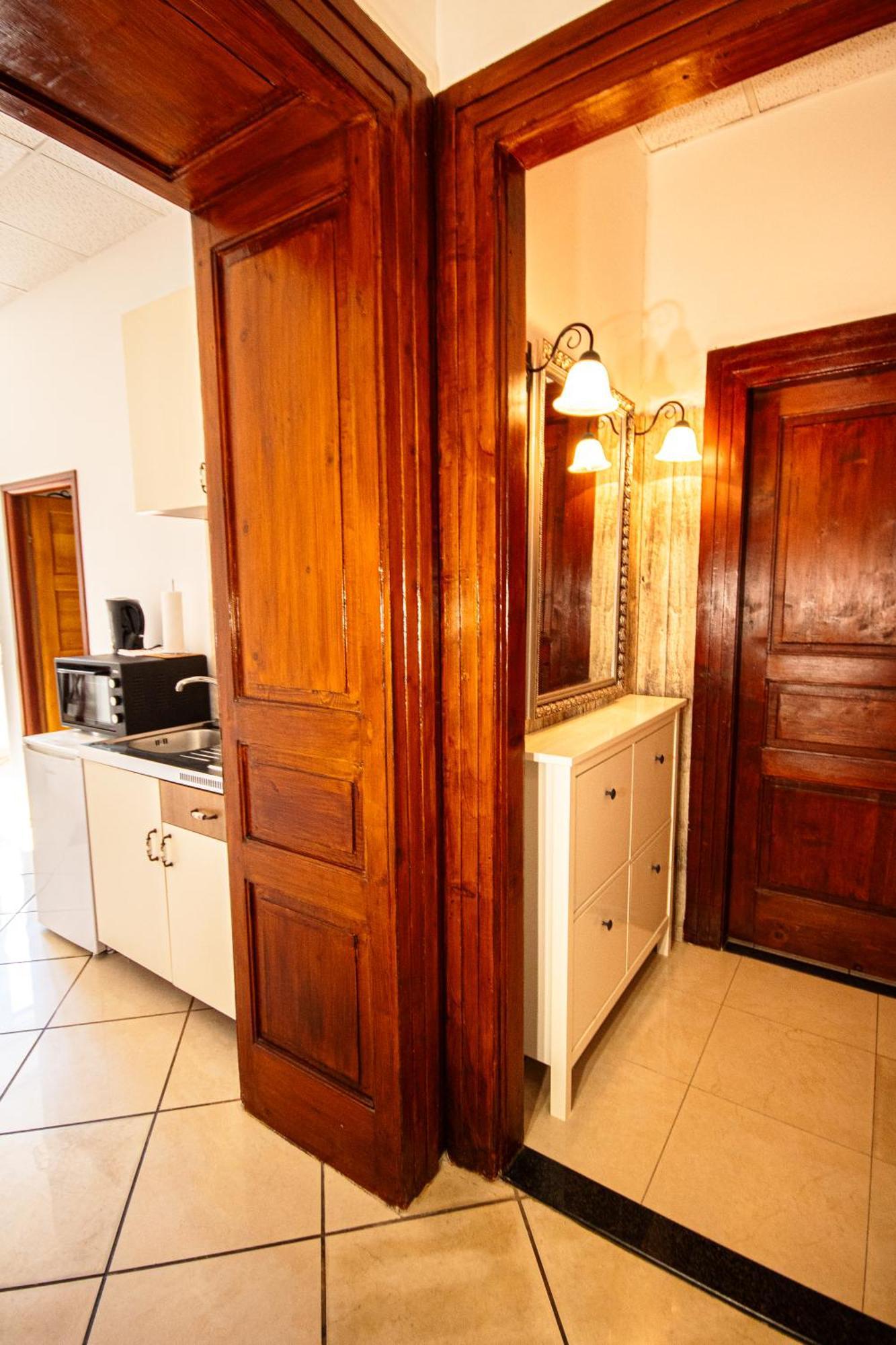 Apartman Tres Jolie Near Theatre &