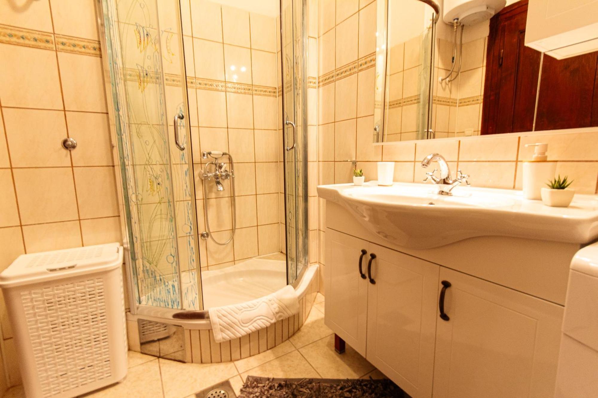 Apartman Tres Jolie Near Theatre & *