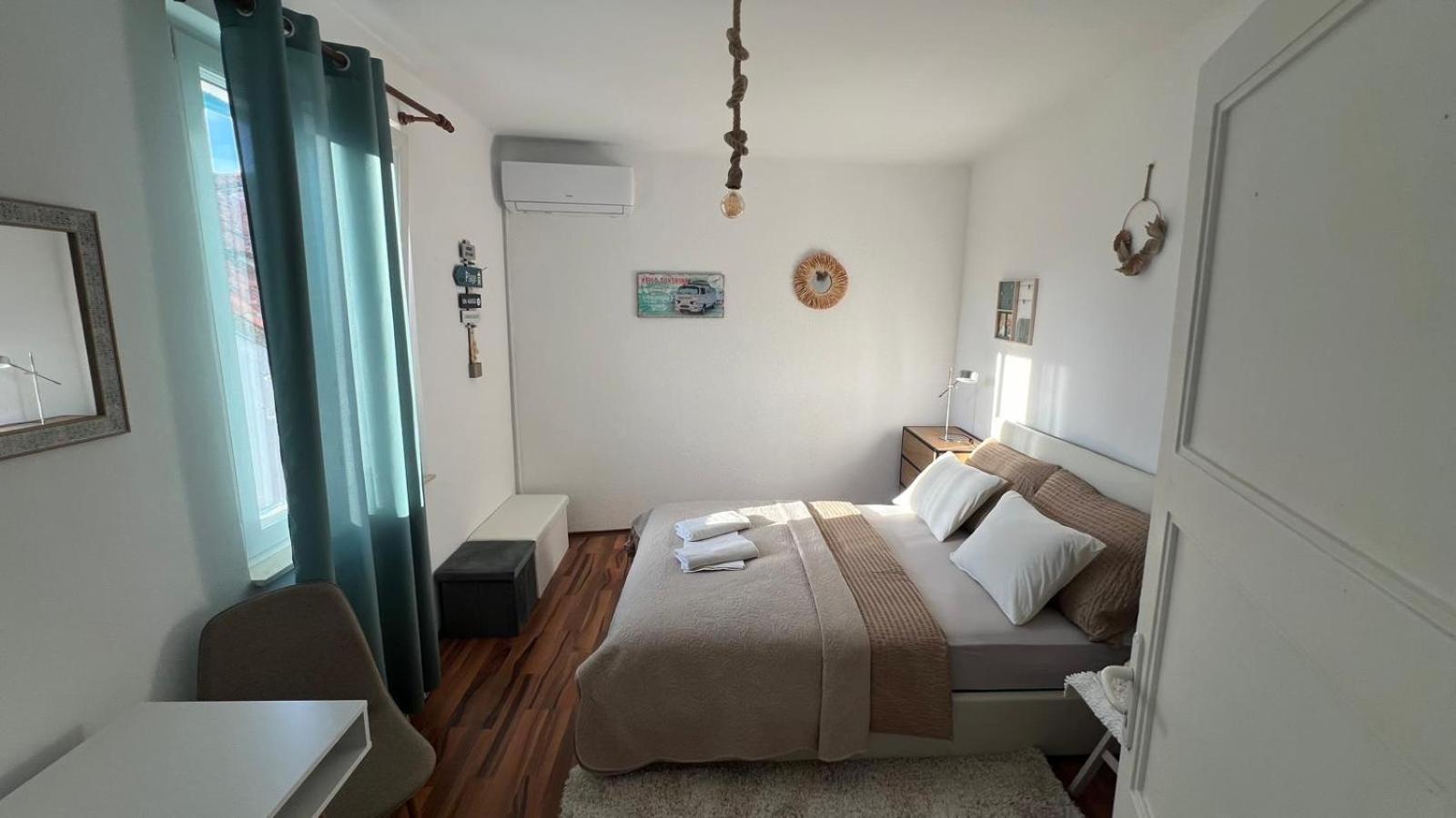 Old Town Lucky Star Apartment Split