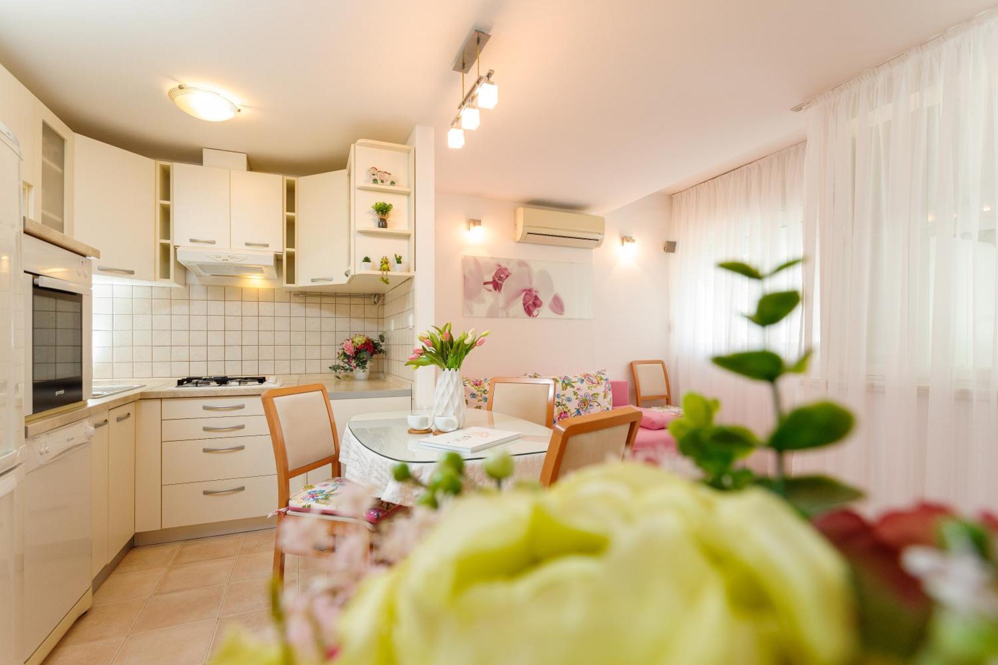 Apartment Marin