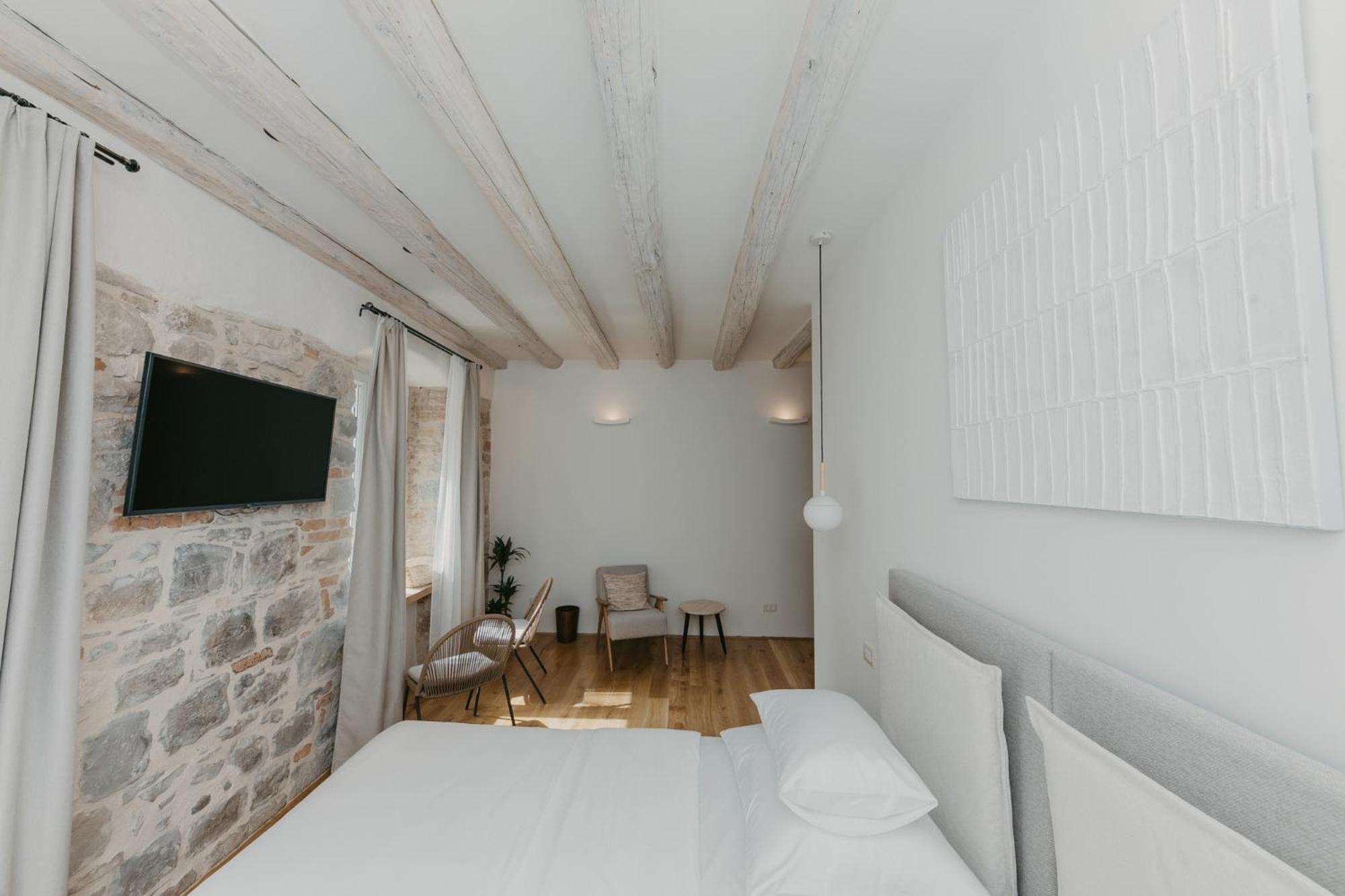 Gostinjska kuća Porto Nativo 4*