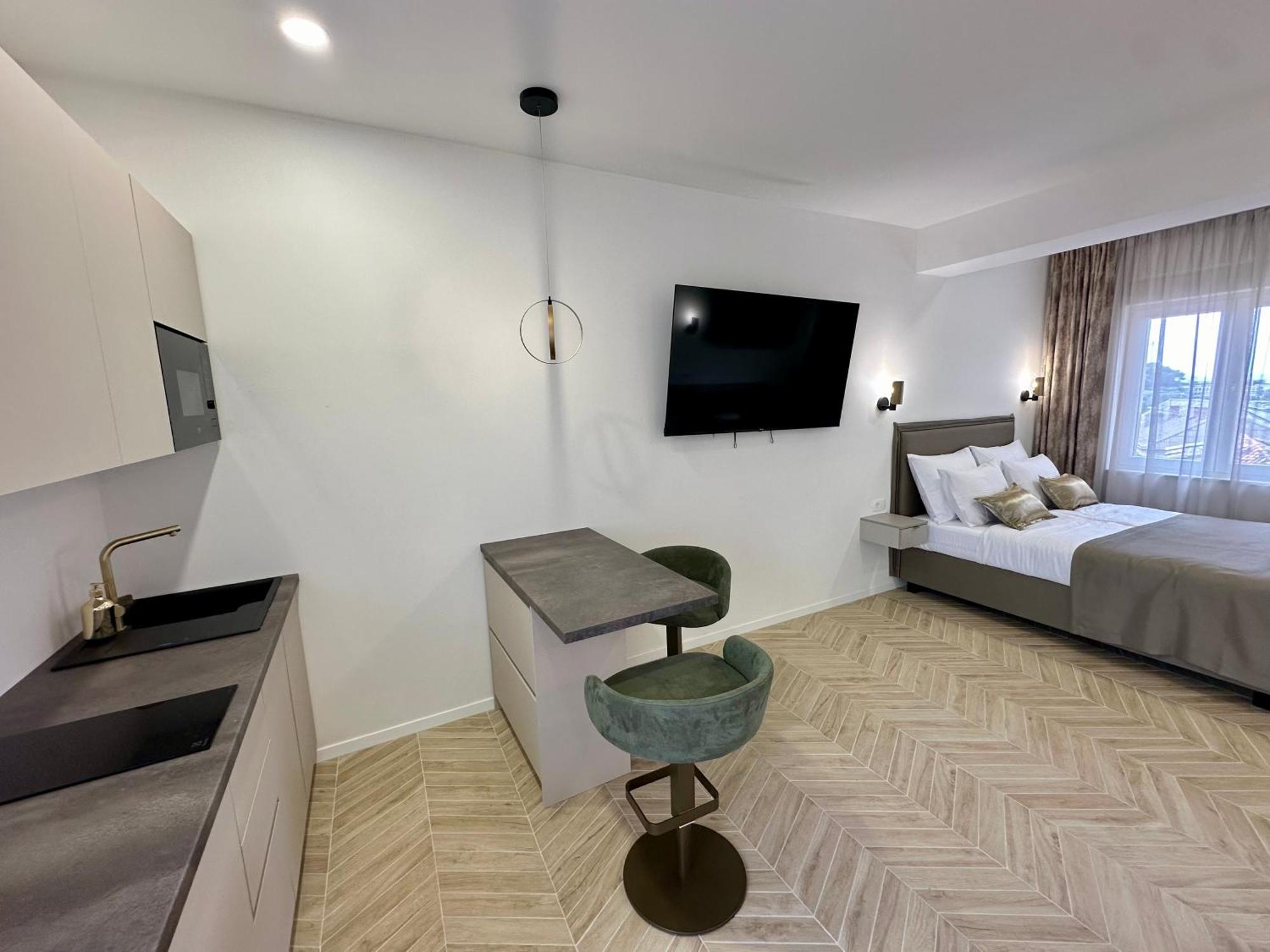 Mariani Luxury In Center Guest house *