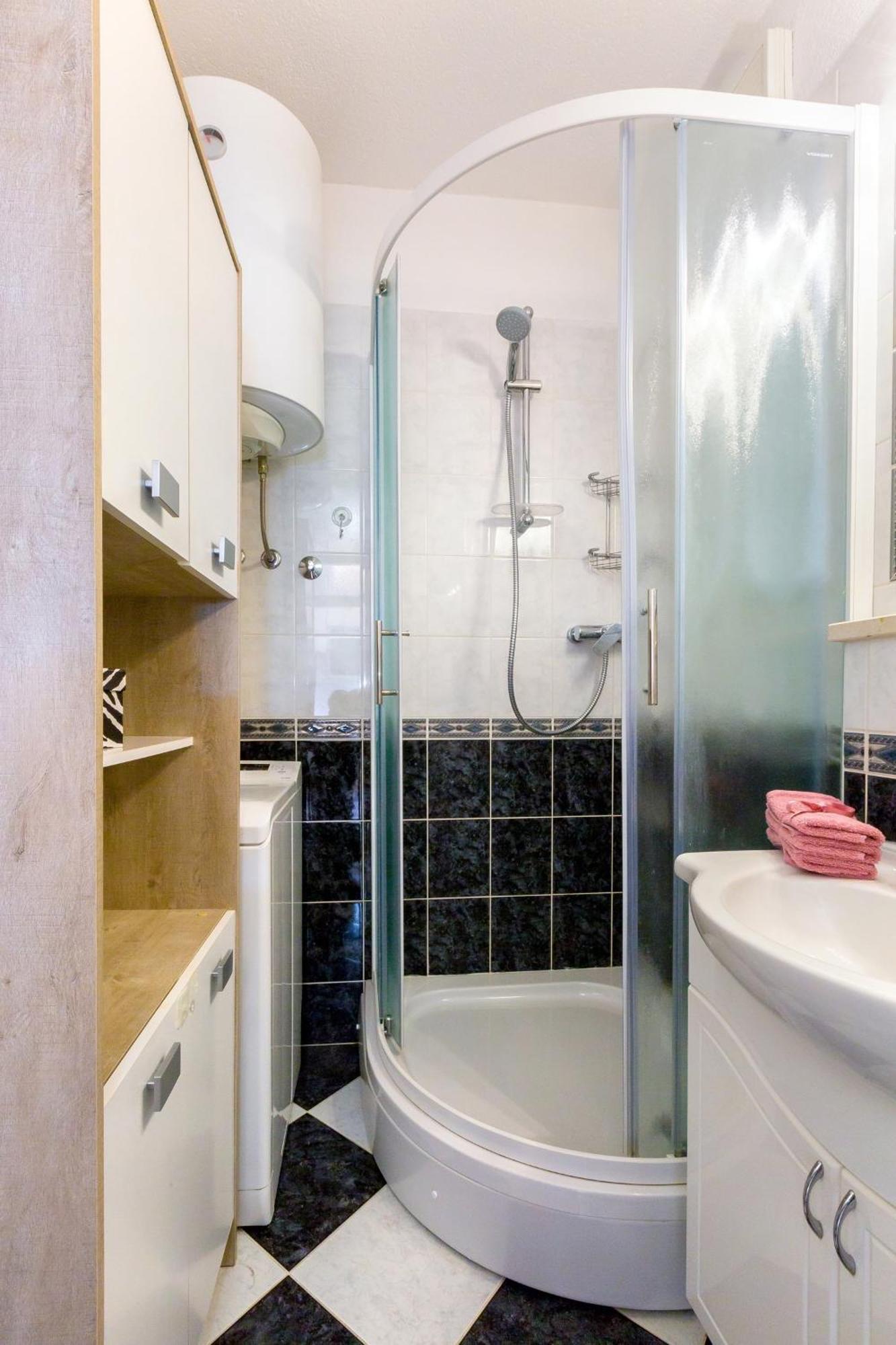 Apartman Aura Split