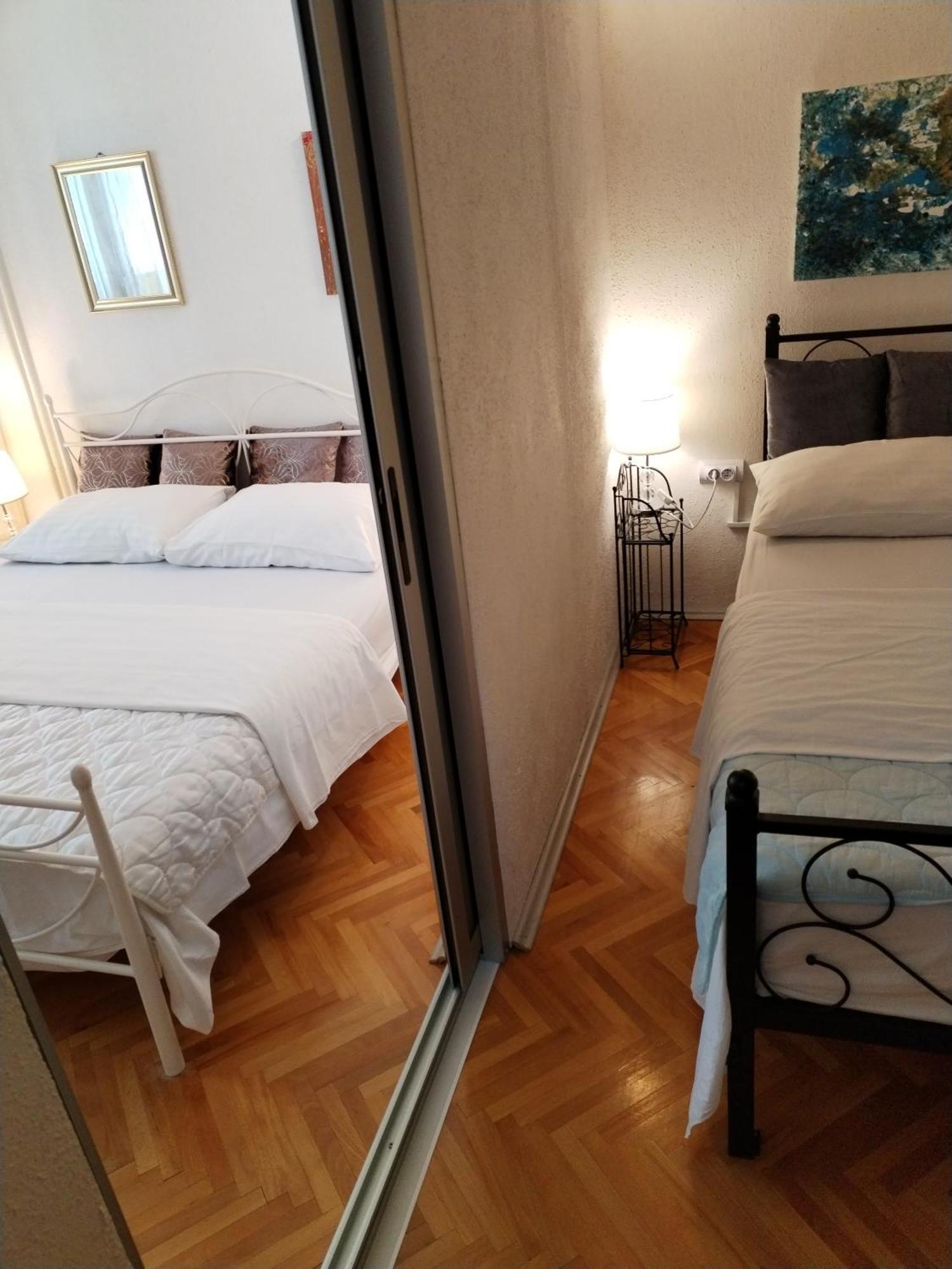 Suzana 2br With Balcony * Split