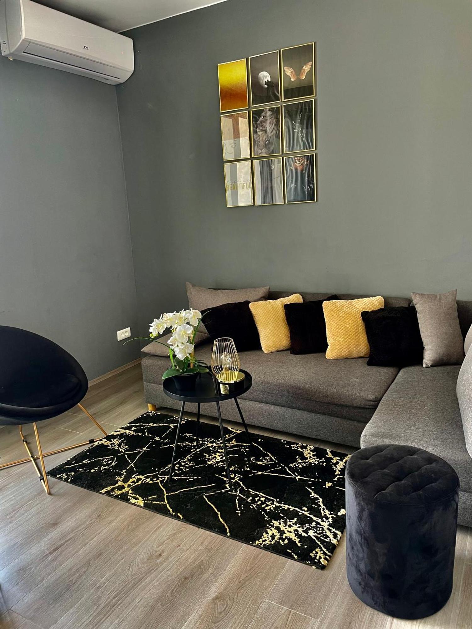 Deniz Apartment Split