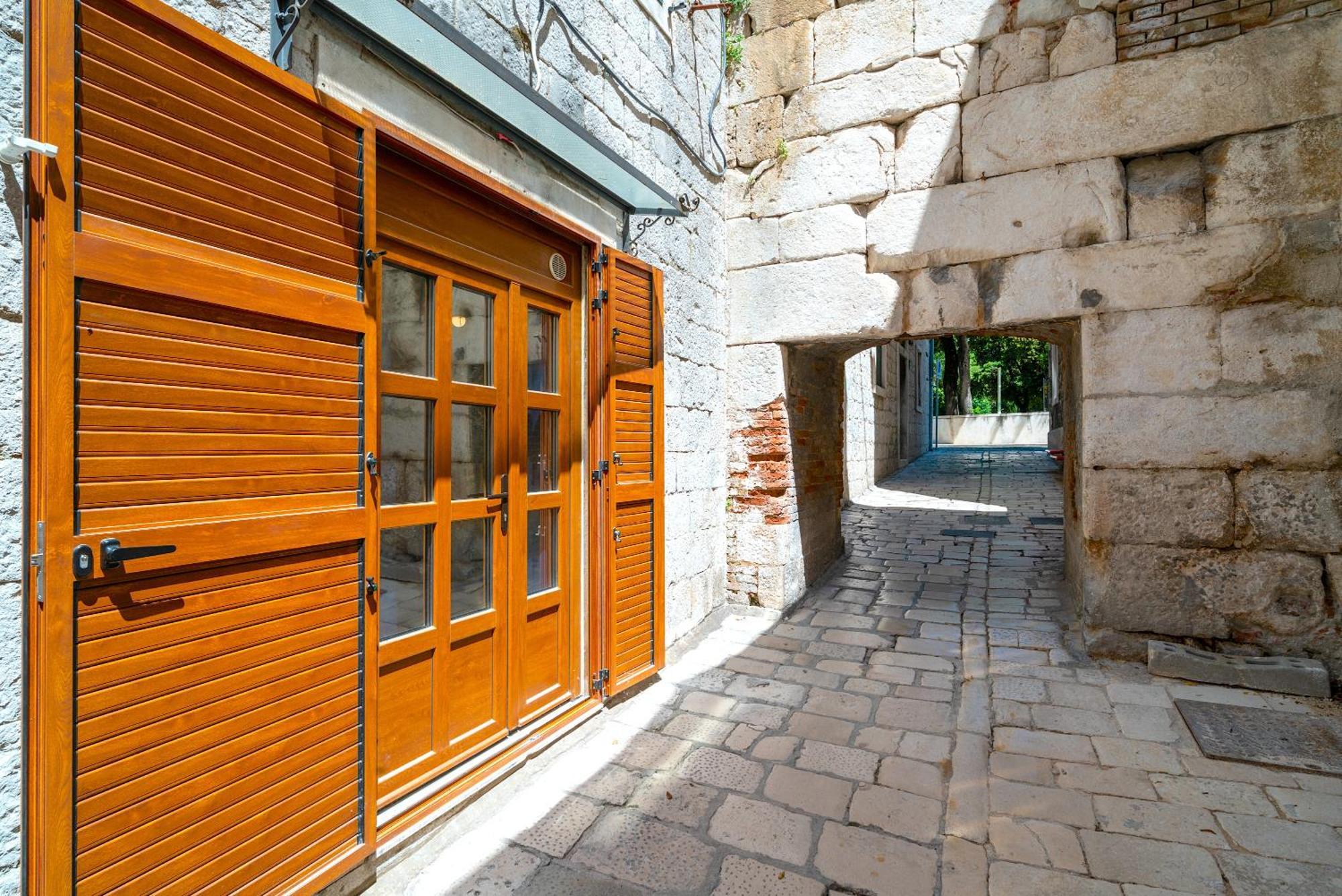 Apartman Luxe Diocletian Stones Centre *