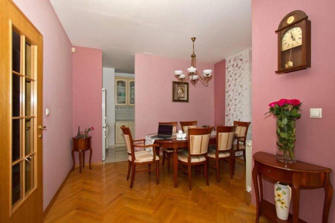 Spacious Three-bedroom With Balconies Split