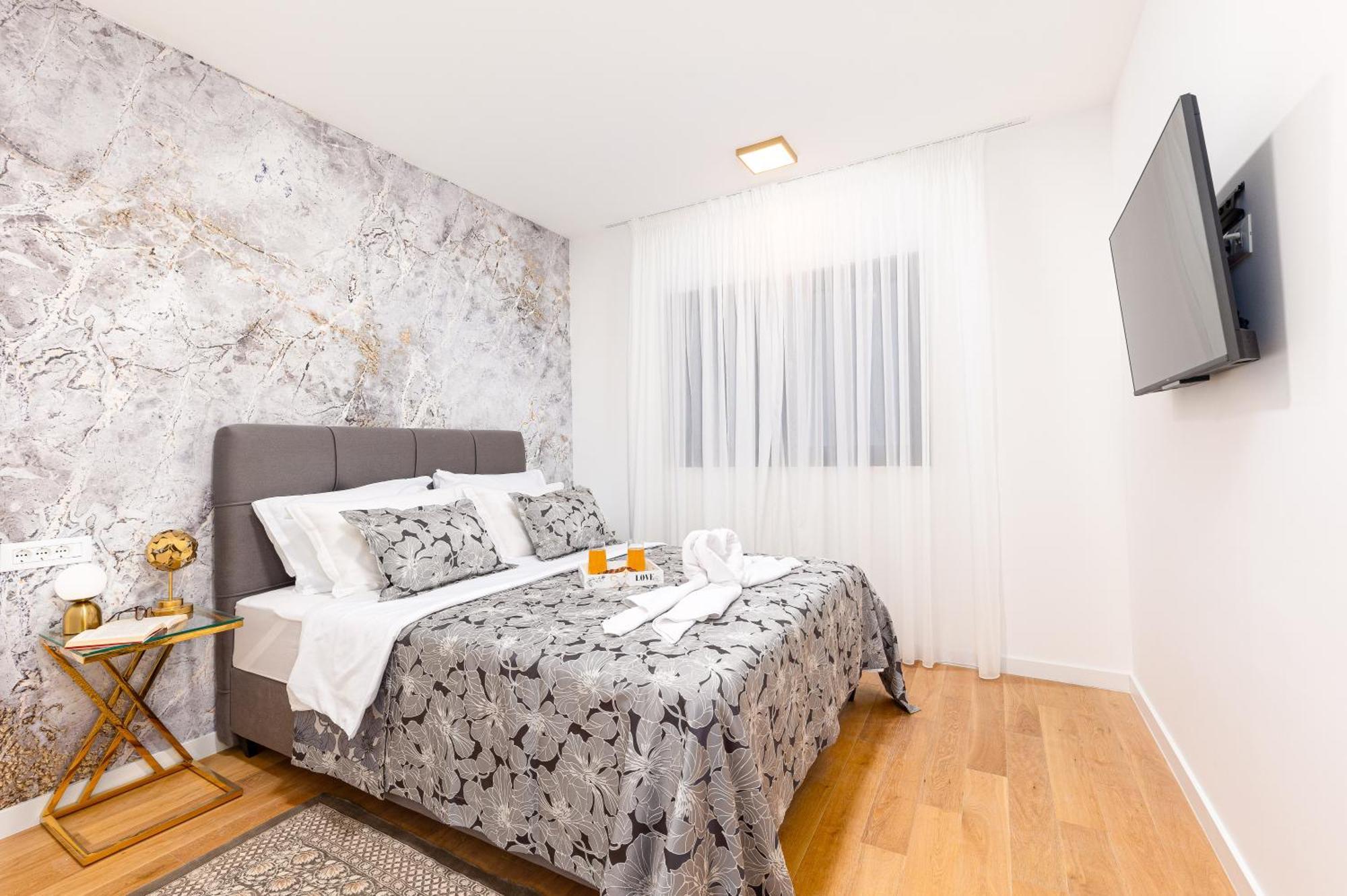 Apartment Golden Smile *