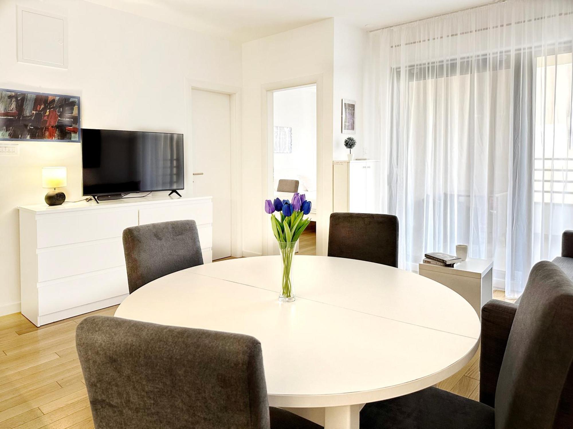 Apartman S'akvarel 1 & 5 - Private Garage
