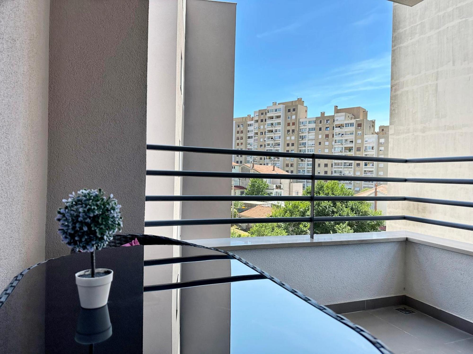 Apartman S'akvarel 1 & 5 - Private Garage *