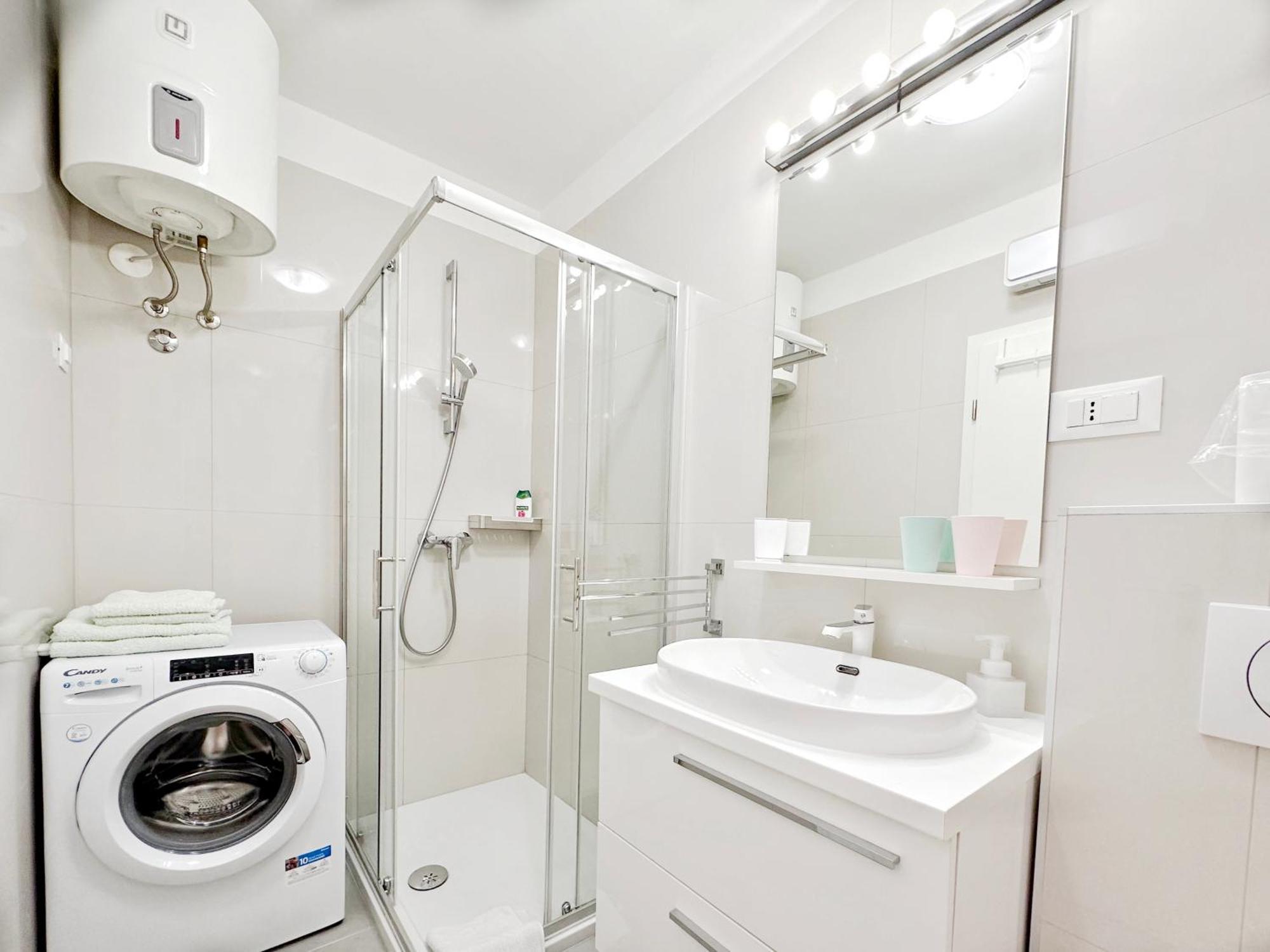 S'akvarel 1 & 5 - Private Garage Apartman Split