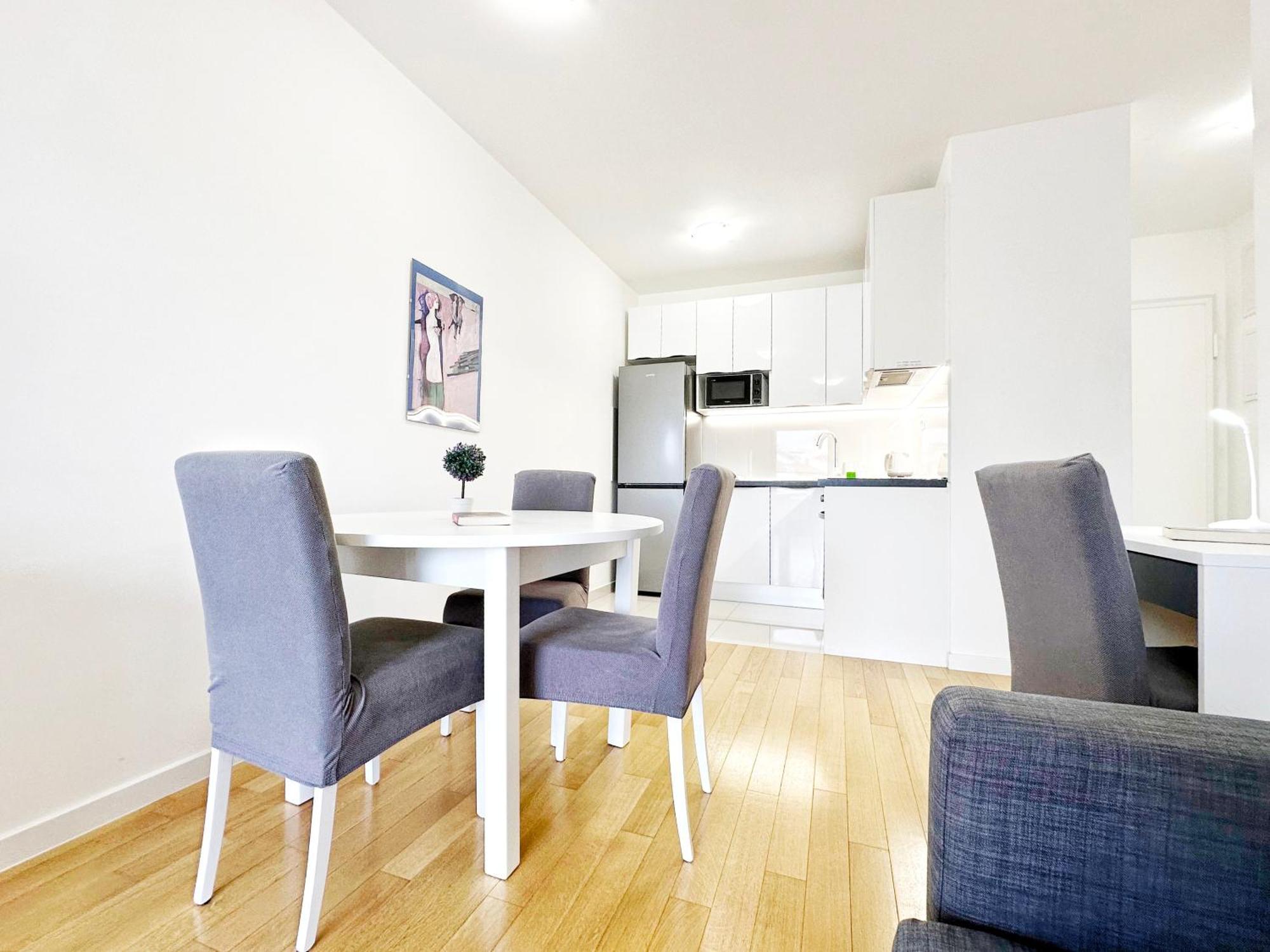 S'akvarel 2 & 3 - Private Garage Apartman *