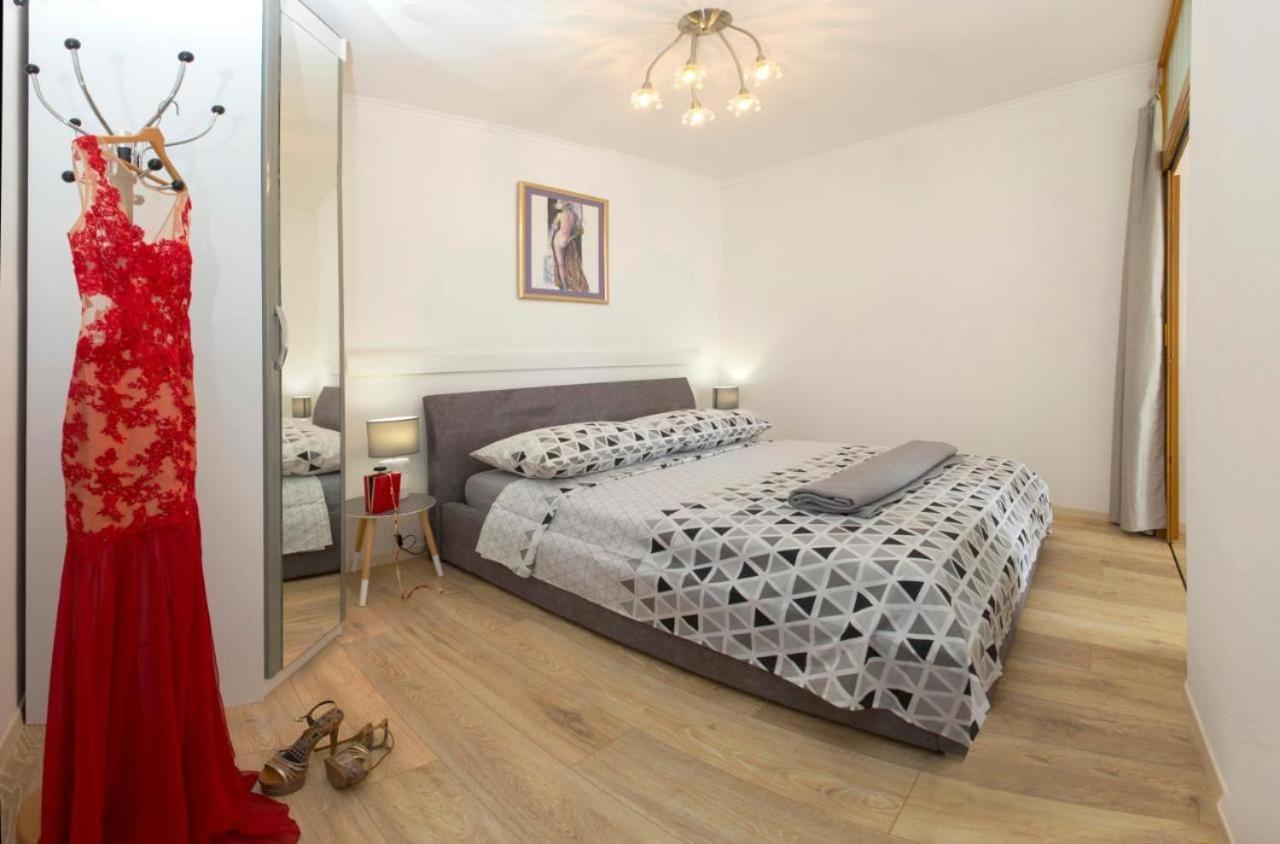 Apartment Lux Draga With Balkony *