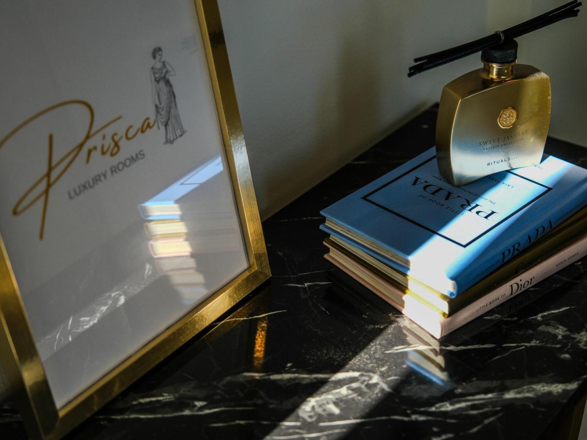 Prisca Luxury With Breakfast