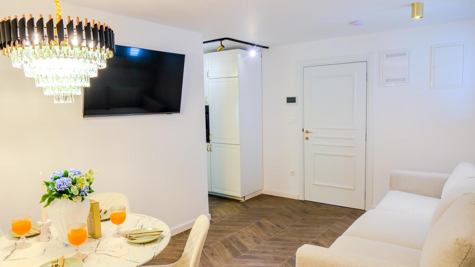 Prisca Luxury With Breakfast Bed & Breakfast