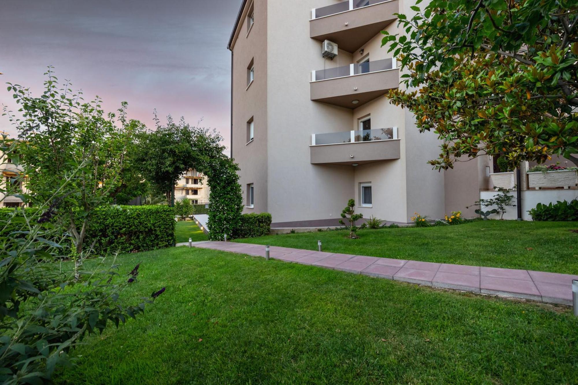 Appartement Sunny Garden Lux
