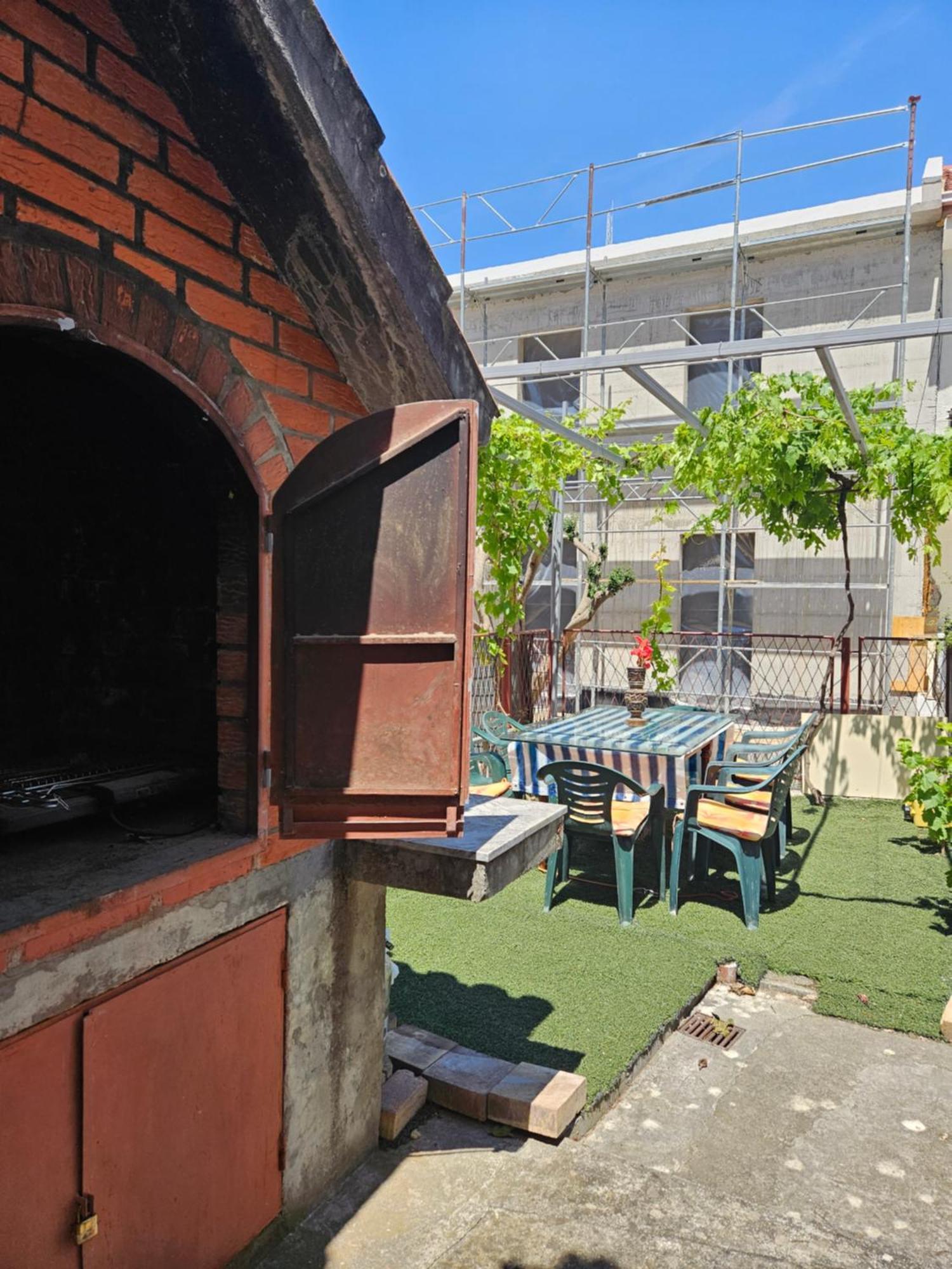West Gate Apartman