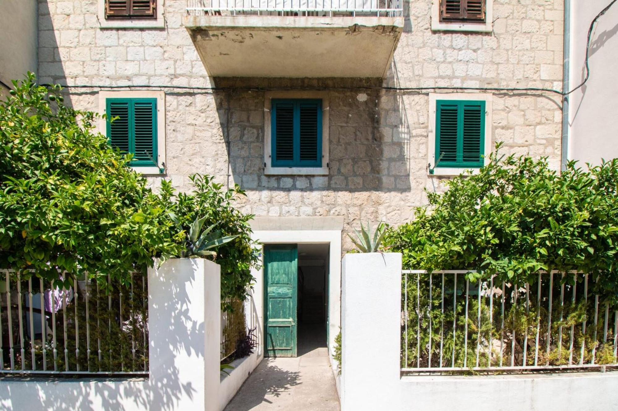 Centre In Stone House Apartment