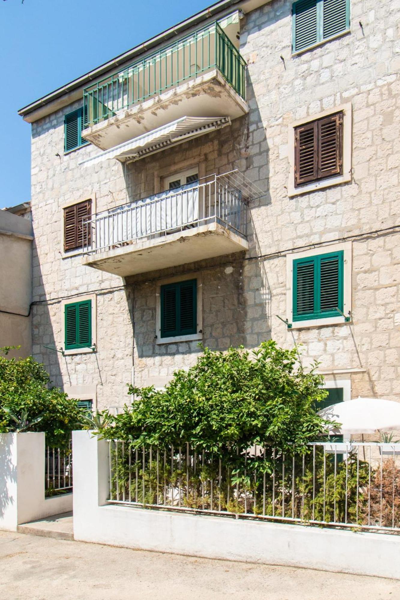 Centre In Stone House Apartment