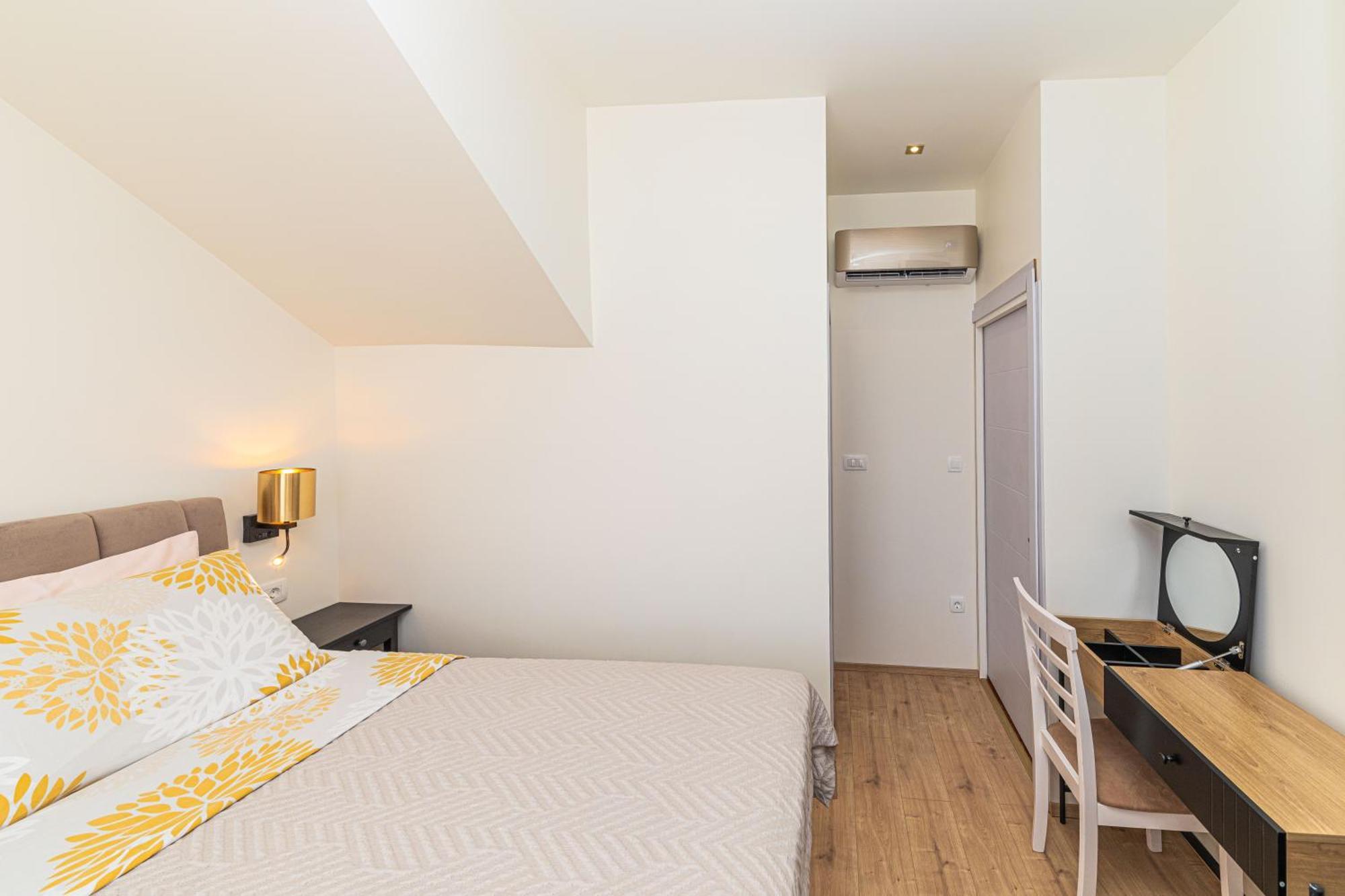Jokica Apartment *