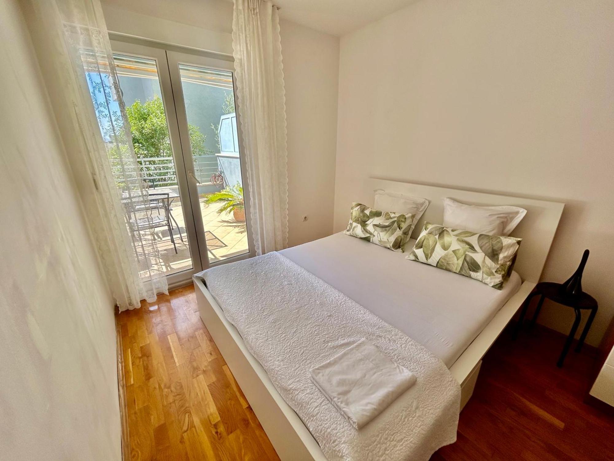 Summertime Apartment Split