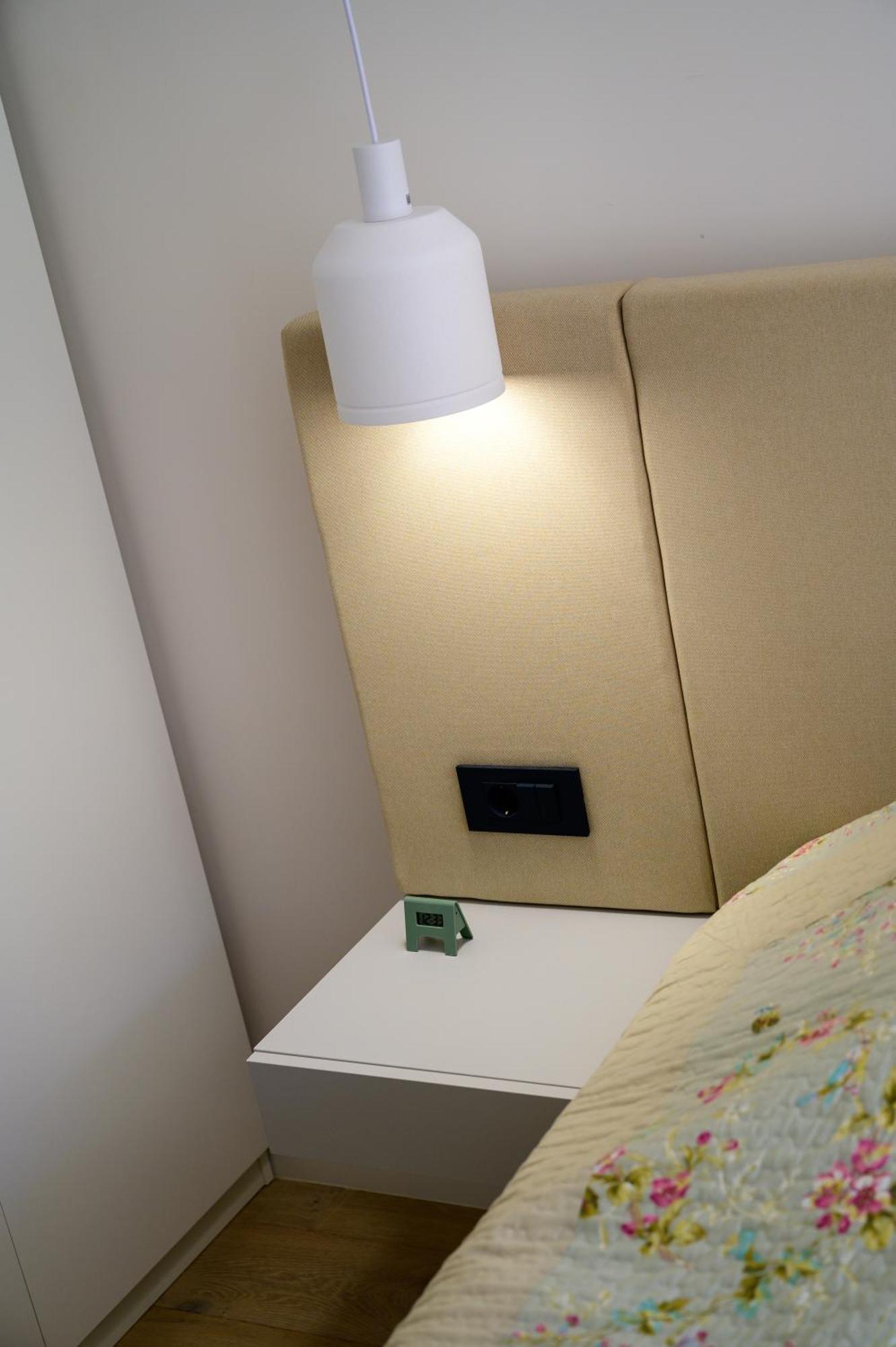 And Luxury Apartment *