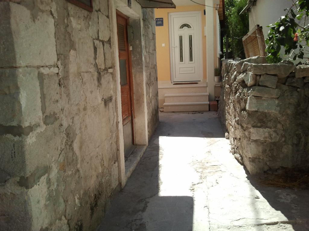 Apartment Apartment Ante Split