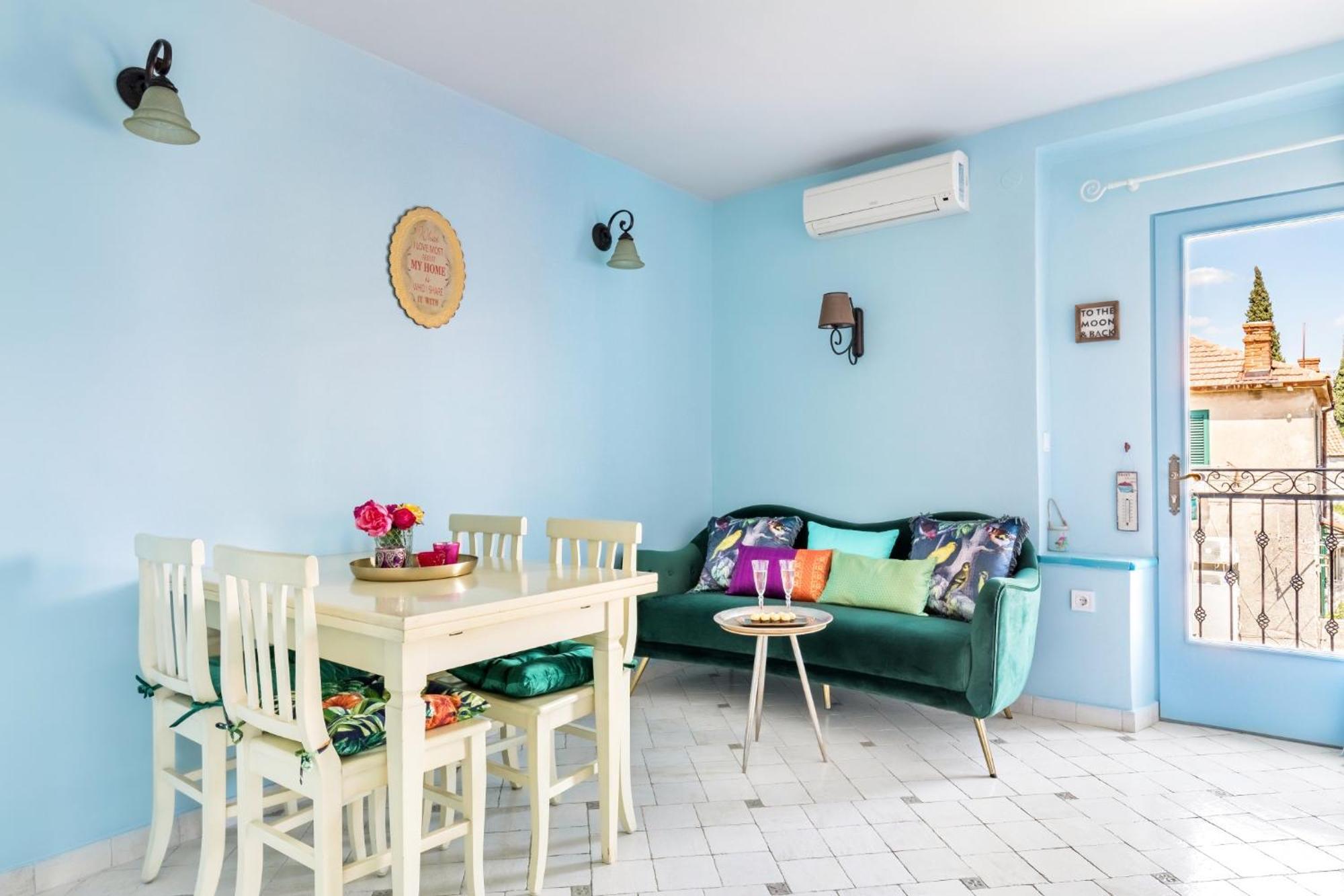 Blue Dreams In The Old Town With A Sea View Apartment *