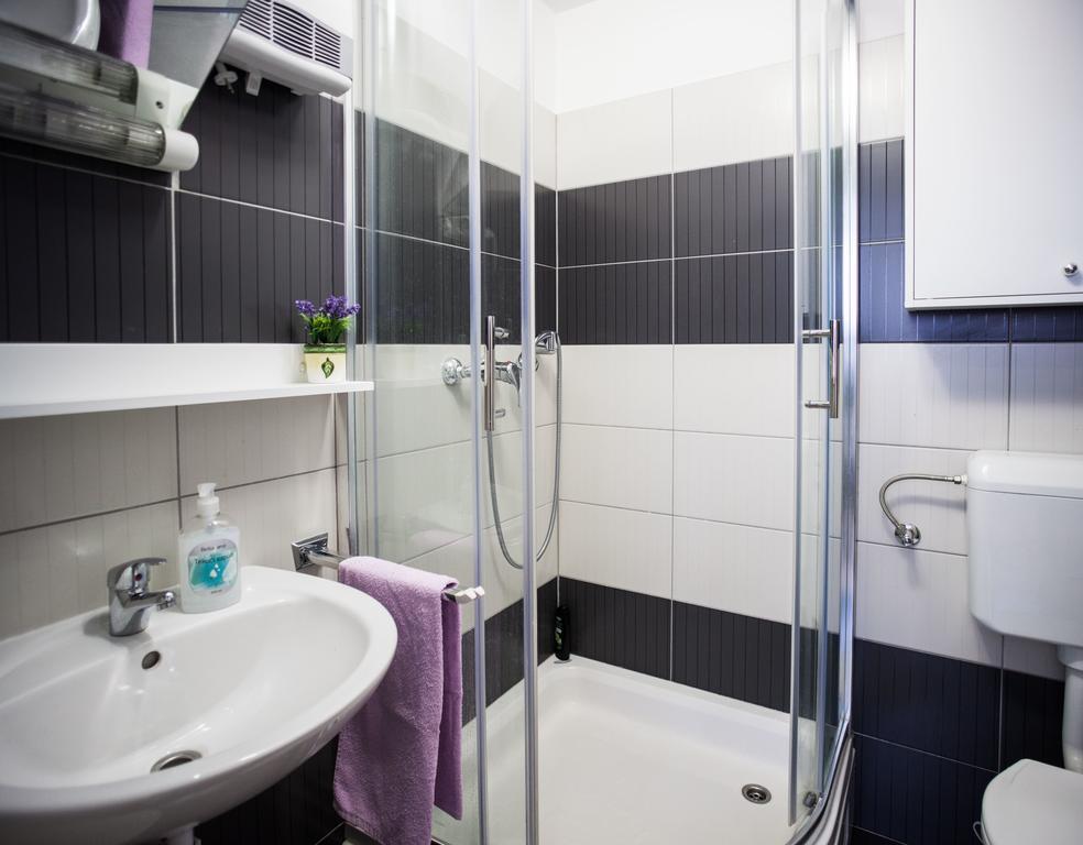 Dora Apartman