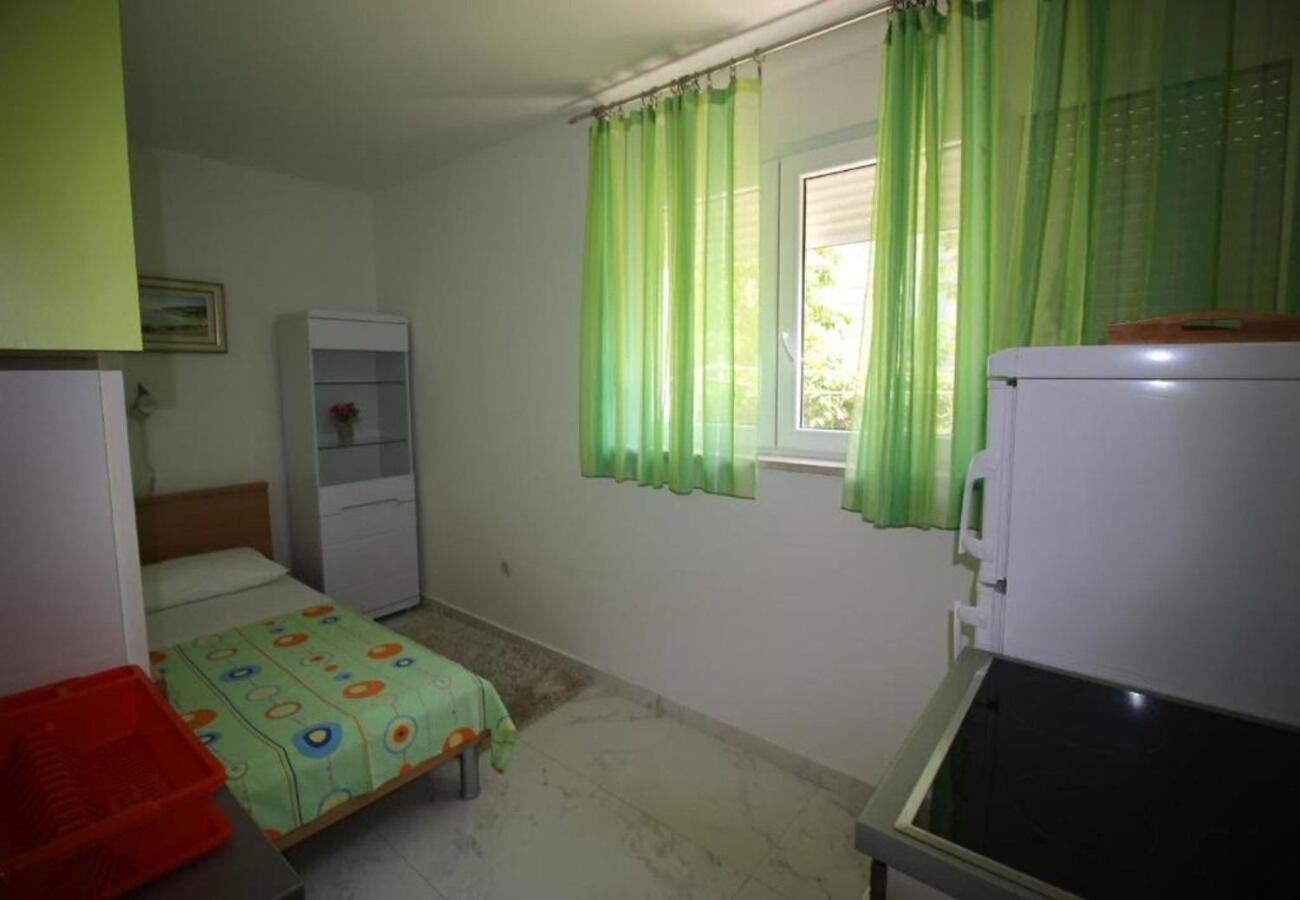 Dragi - Adults Only Split