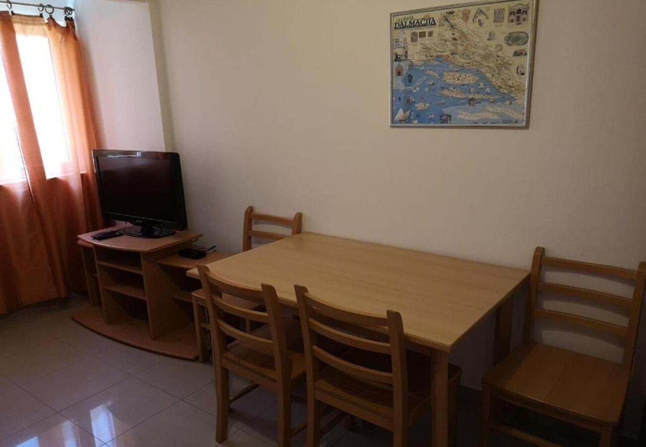 Dragi - Adults Only Appartement