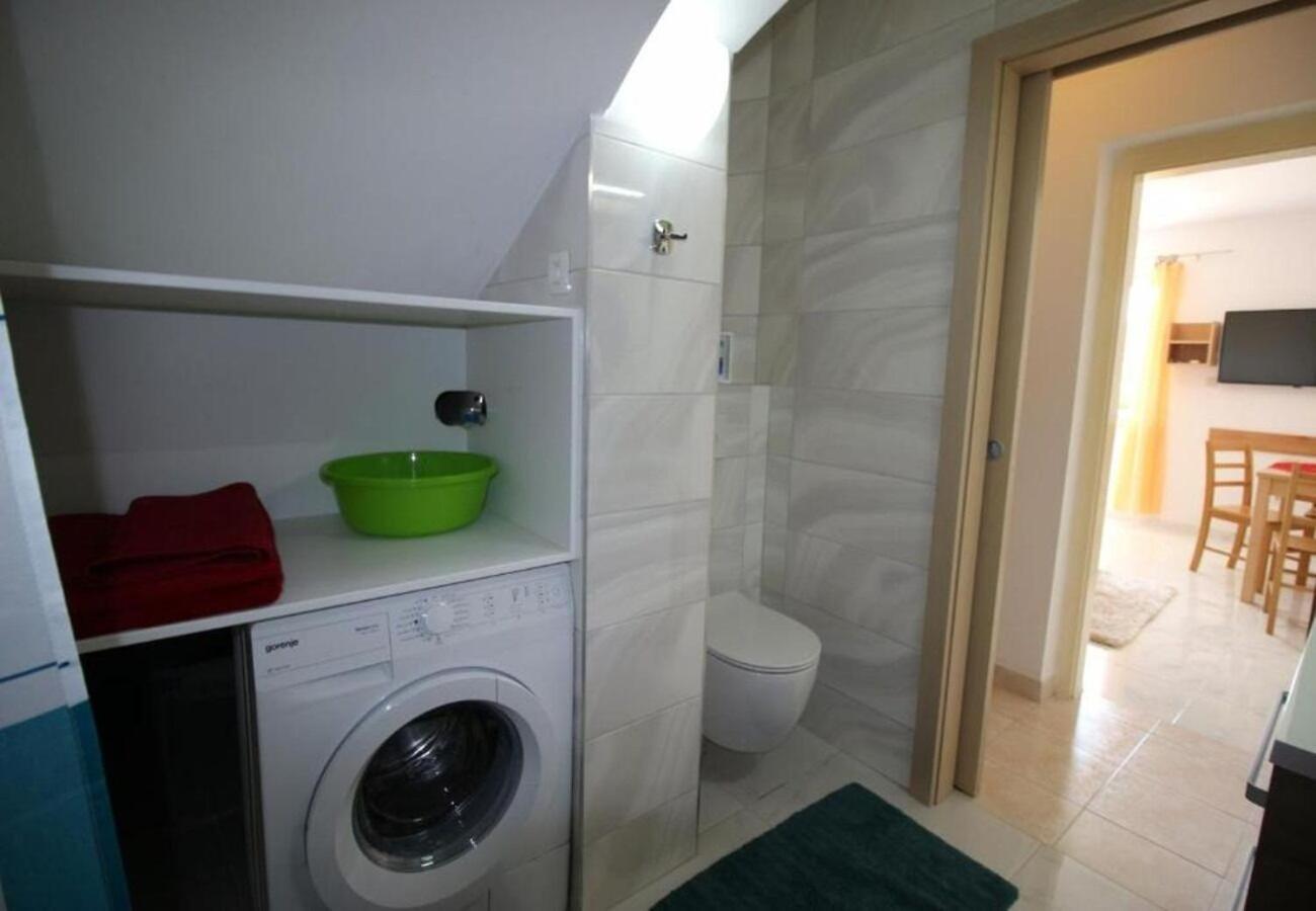 Dragi - Adults Only Appartement Split