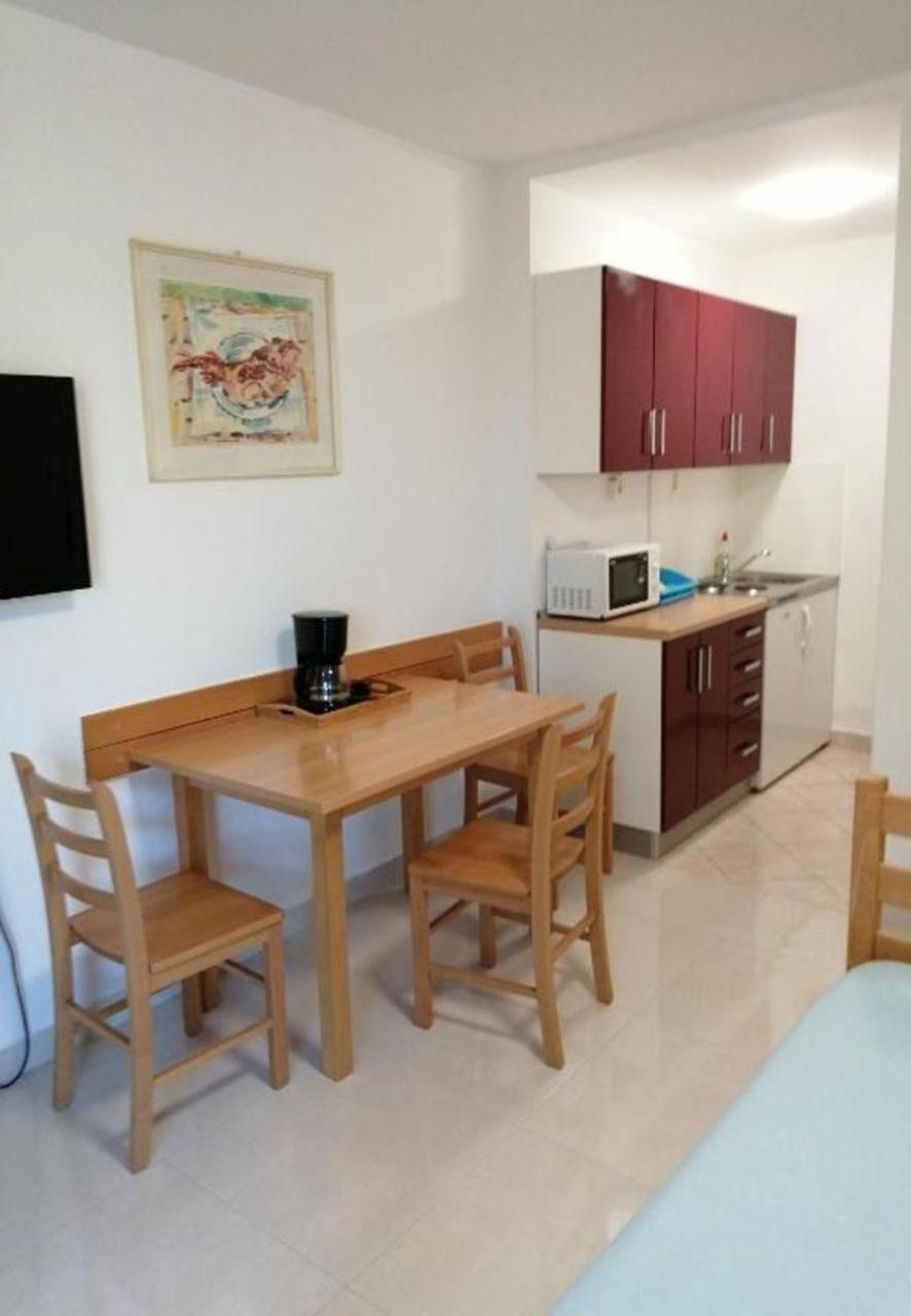 Dragi - Adults Only Apartment
