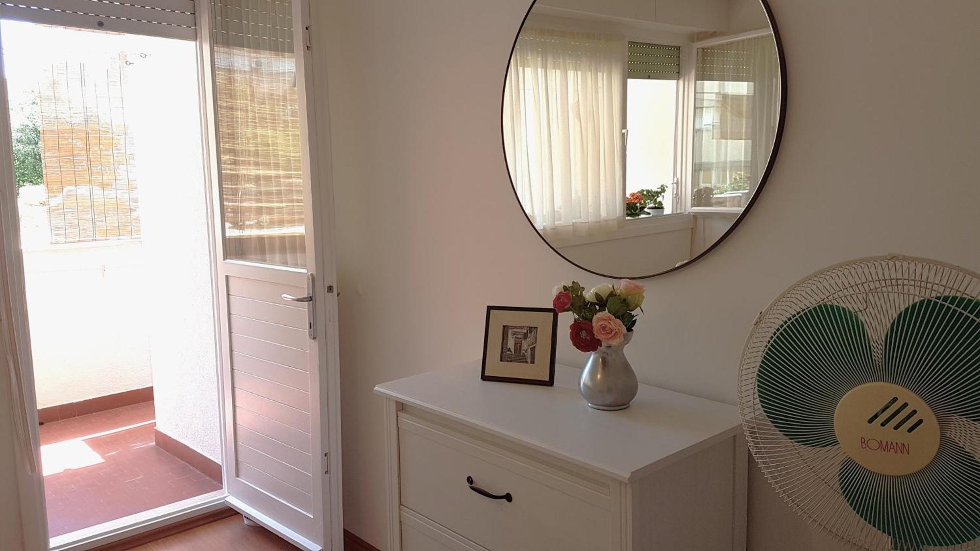 Romana With A Spacious Terrace Apartment Split