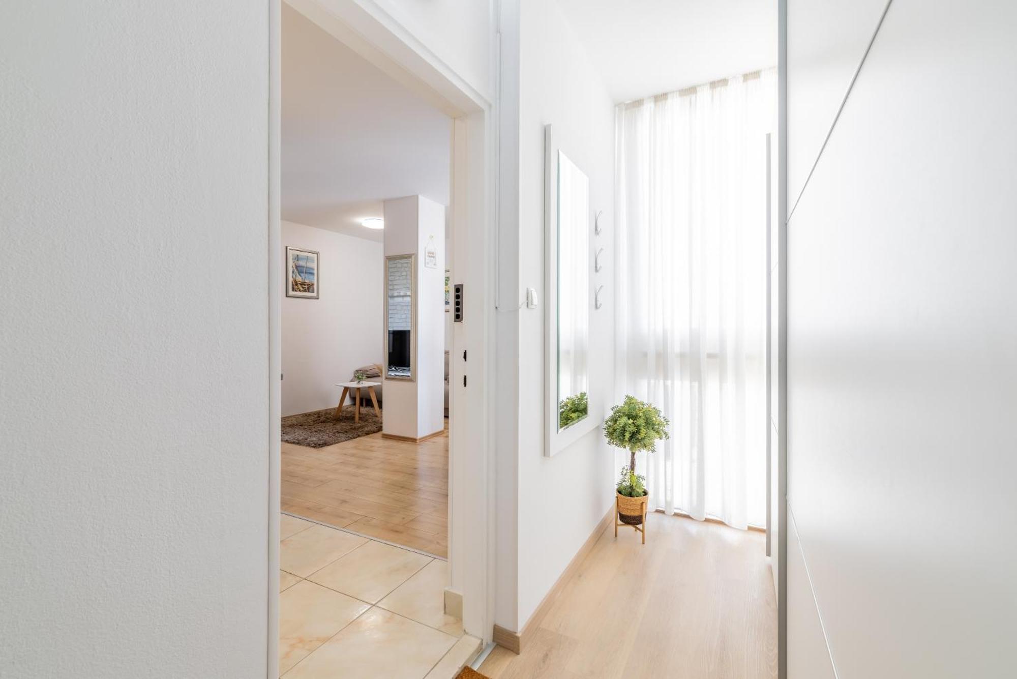 Pure Comfort - Cvita Apartment Split