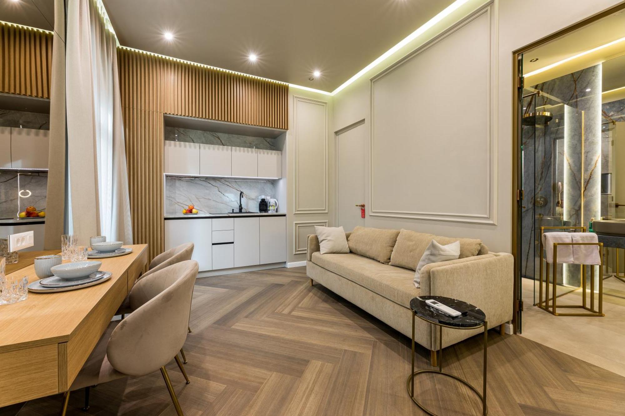 K&k2 Luxury