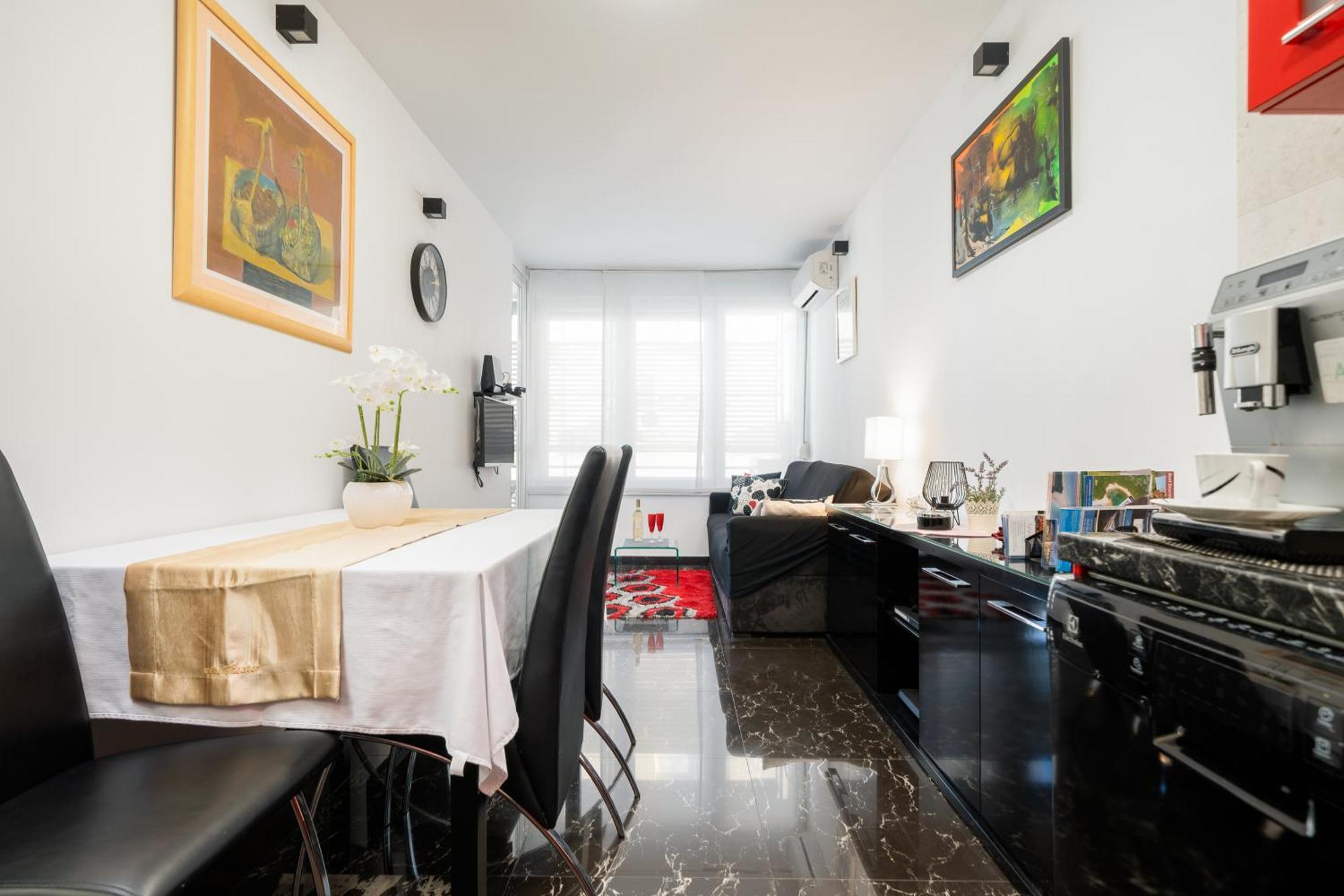 Apartment Theater Split