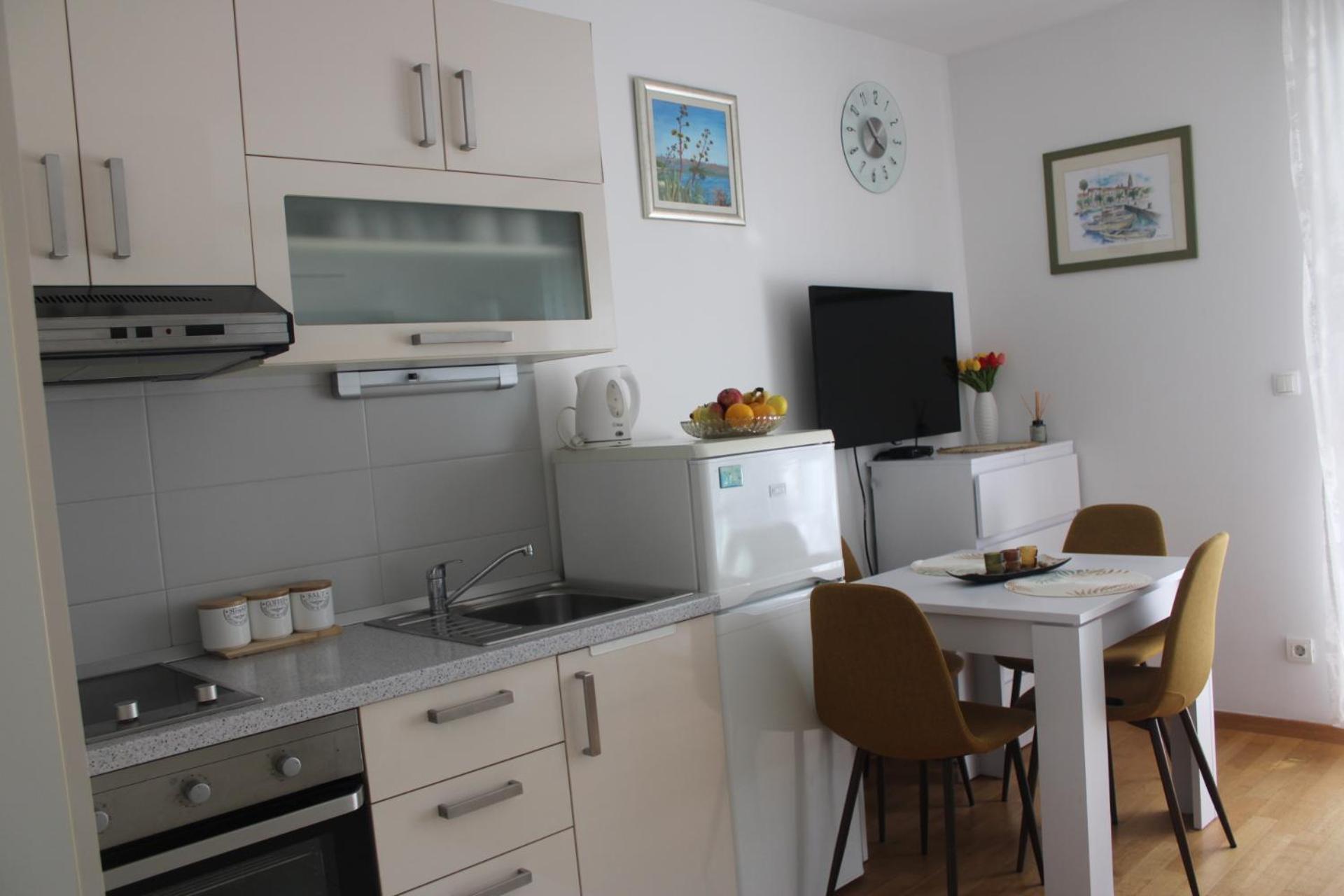 Studio Teuta Apartment *