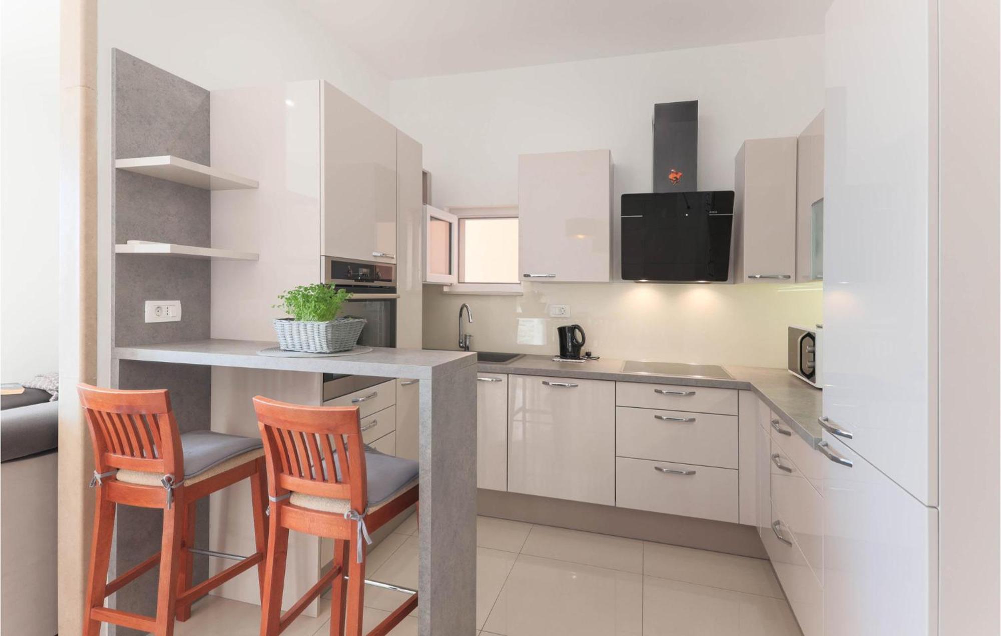 3 Bedroom Gorgeous In Split